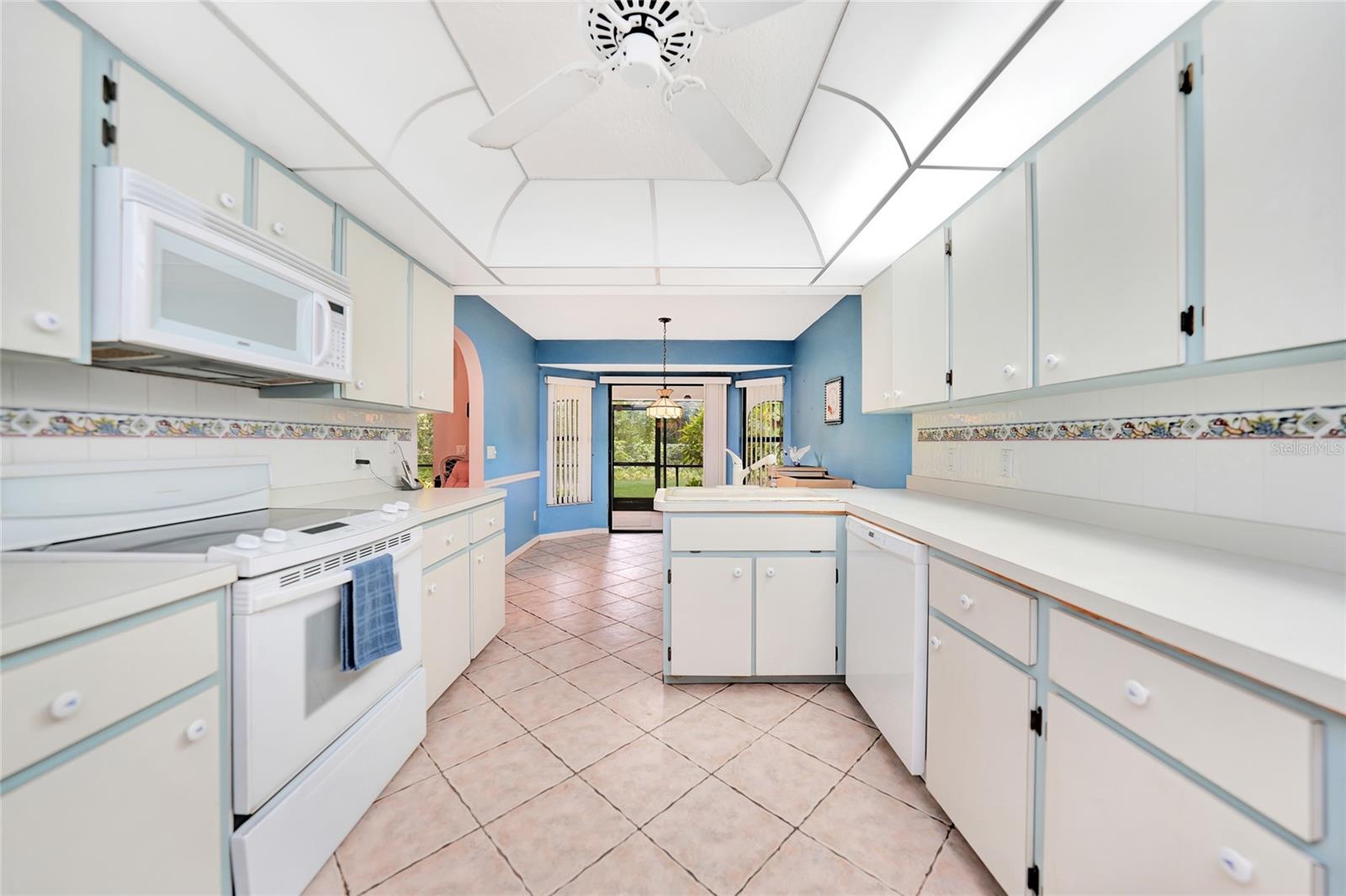 1208 PRESQUE ISLE DR, PORT CHARLOTTE, FL, 33952