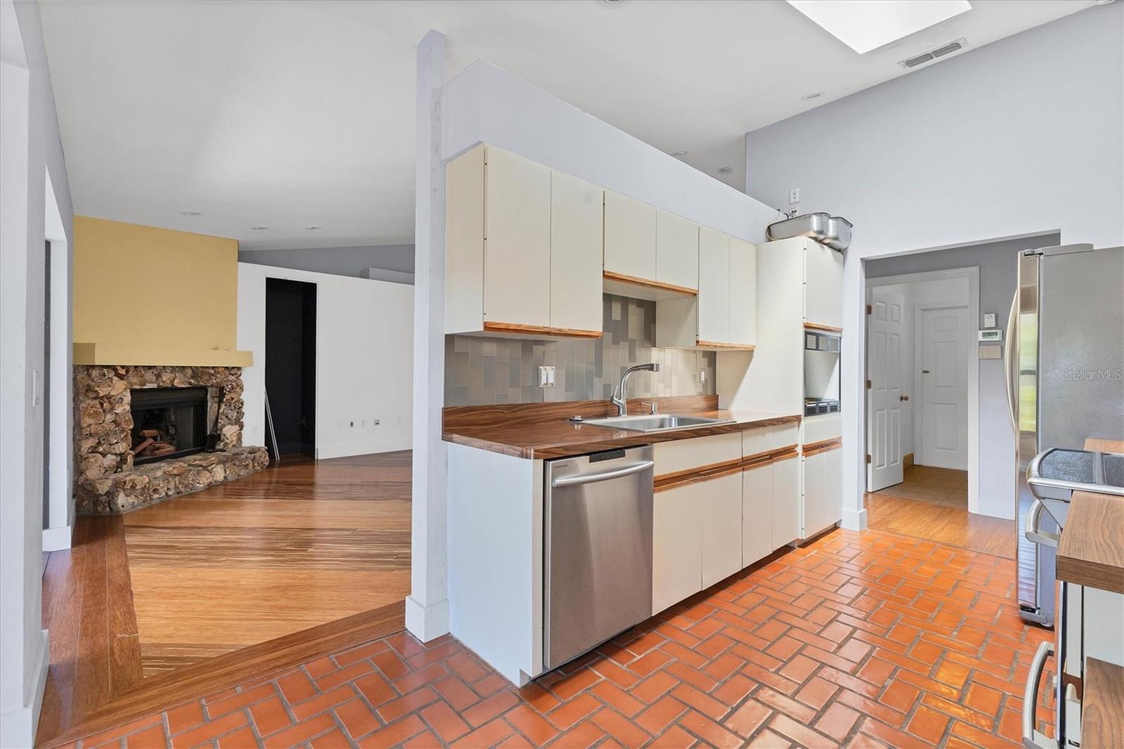 480 58TH ST, SARASOTA, FL, 34243