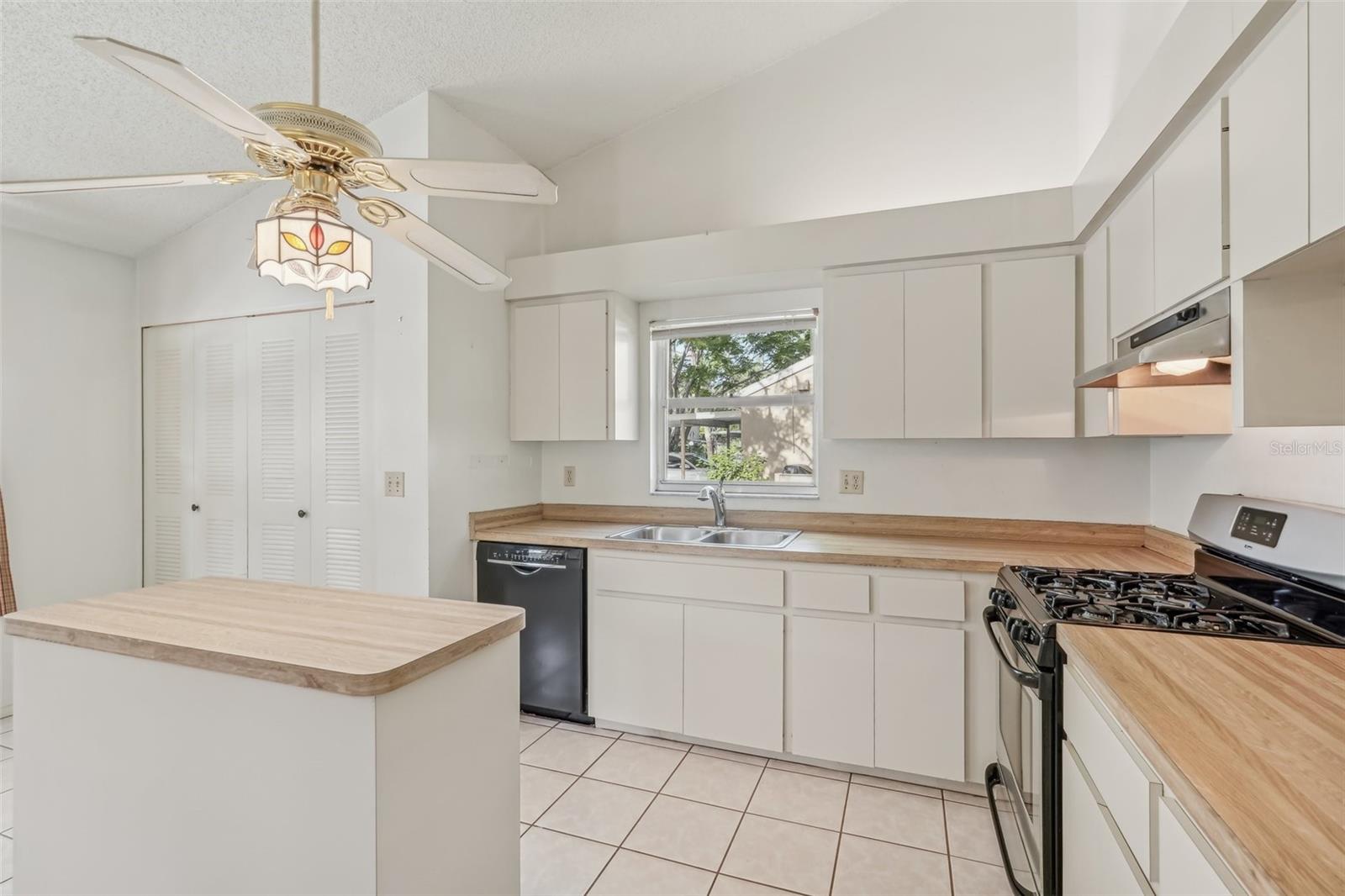 4829 VILLAGE GARDENS DR #169, SARASOTA, FL, 34234