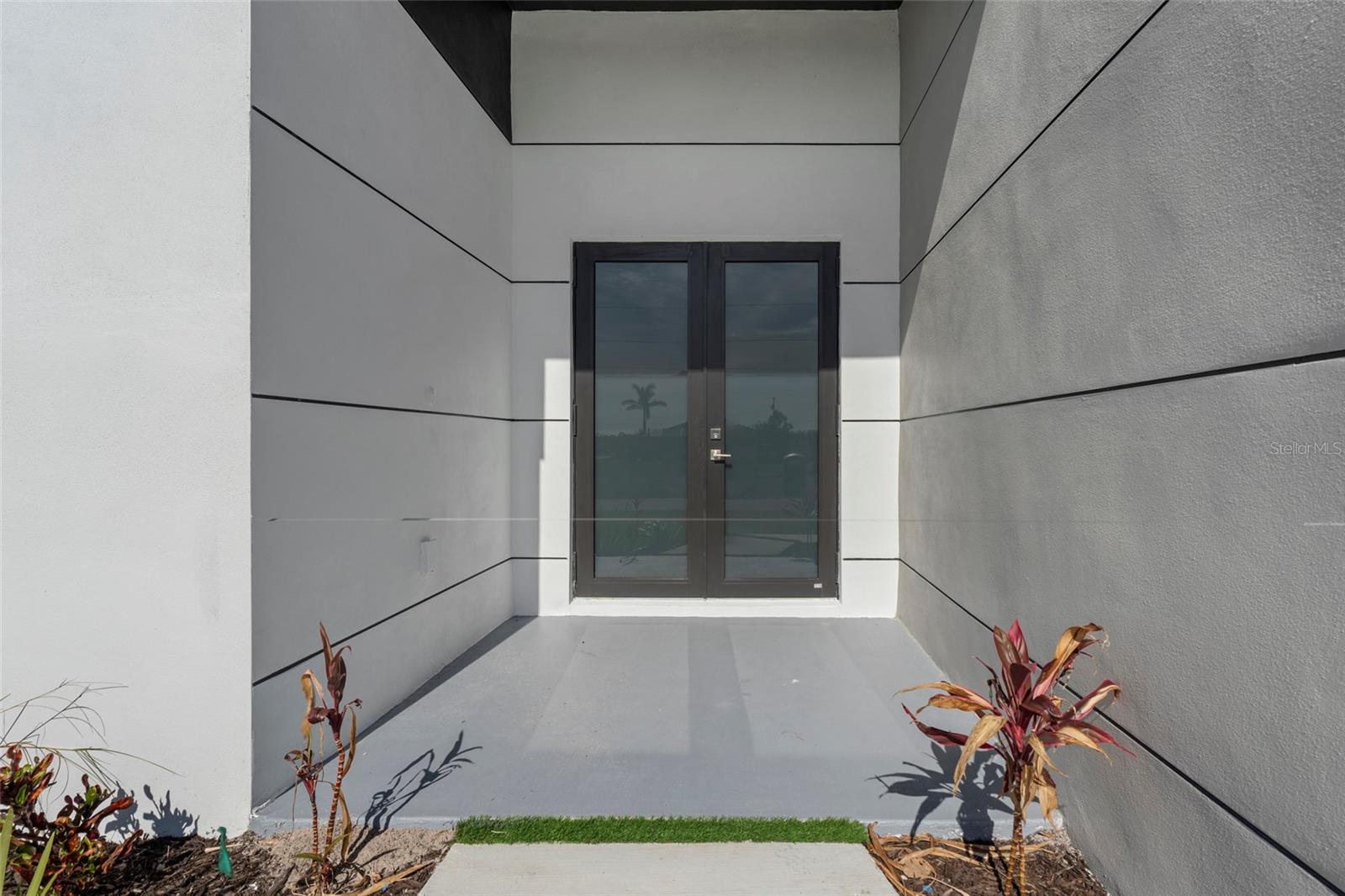 CAPE CORAL, CAPE CORAL, FL, 33993