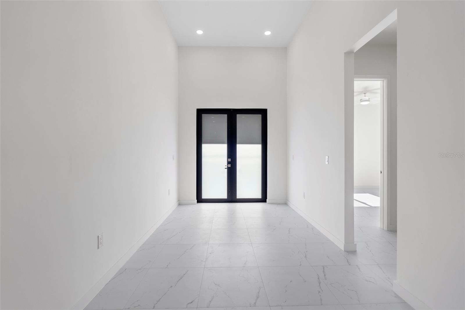 CAPE CORAL, CAPE CORAL, FL, 33993