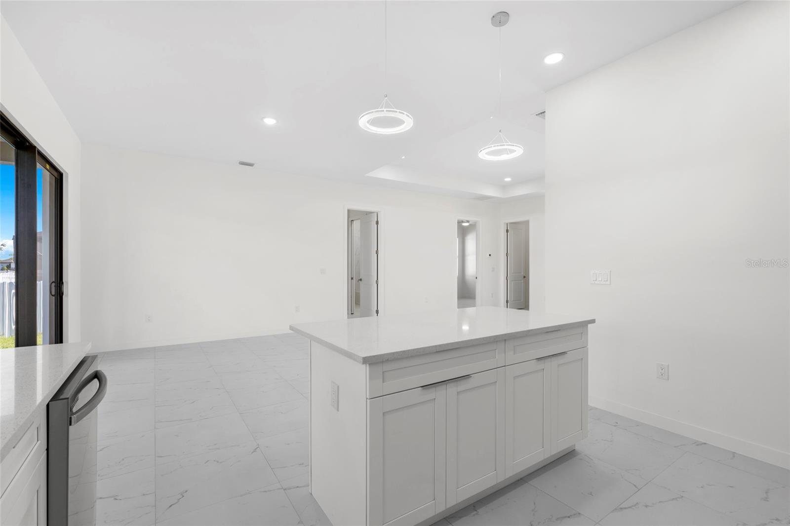 CAPE CORAL, CAPE CORAL, FL, 33993