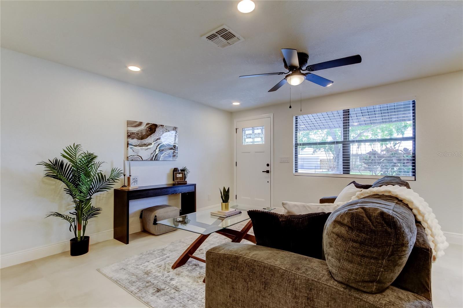 8948 85TH ST, SEMINOLE, FL, 33777