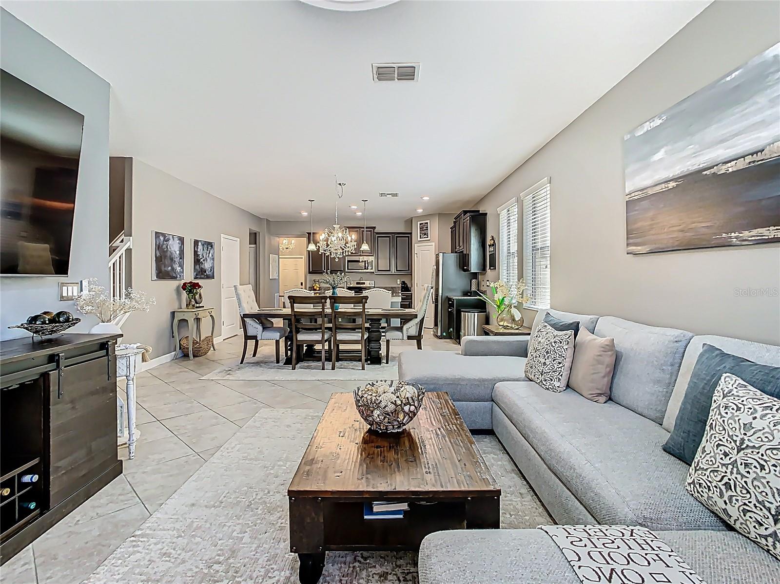 28642 TRANQUIL LAKE CIR, WESLEY CHAPEL, FL, 33543