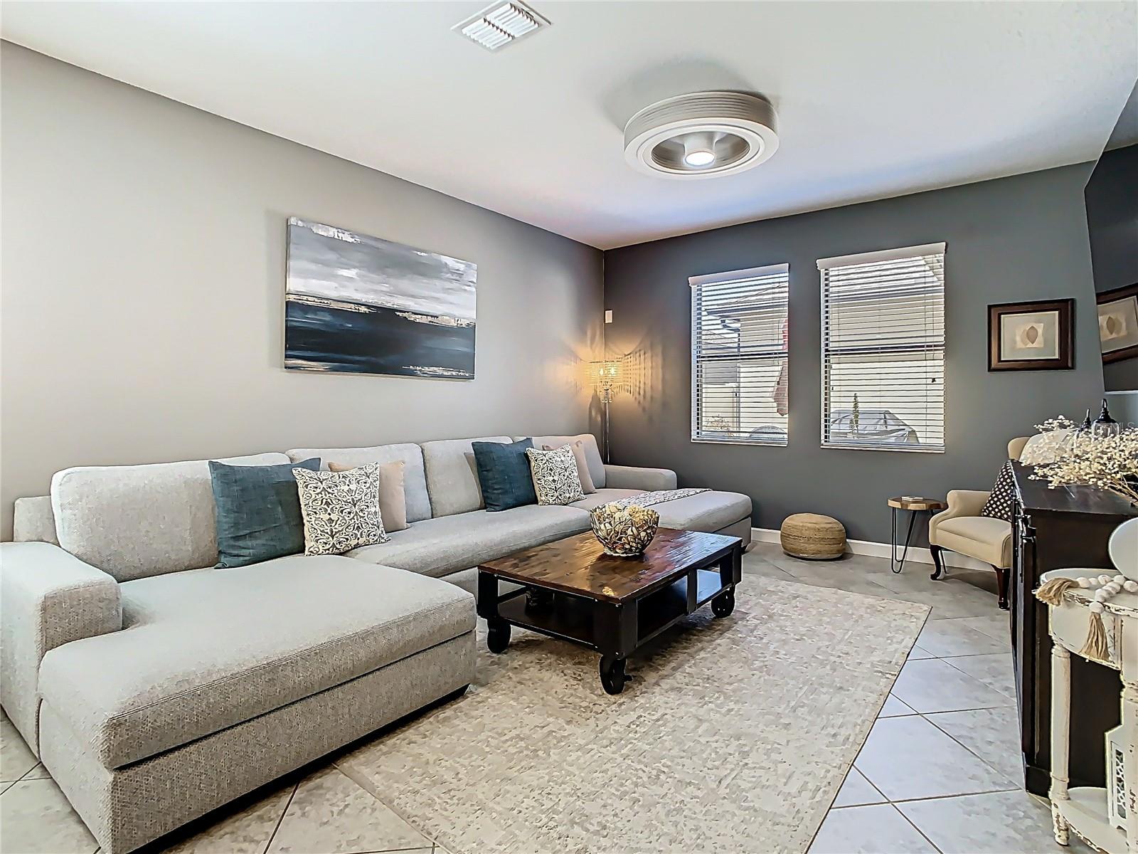 28642 TRANQUIL LAKE CIR, WESLEY CHAPEL, FL, 33543
