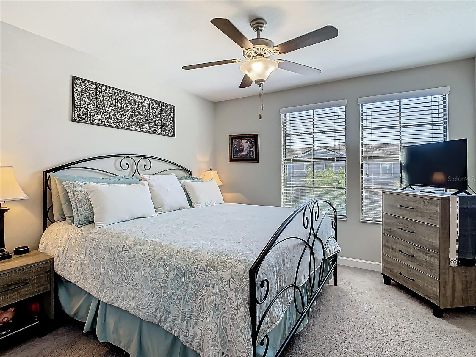28642 TRANQUIL LAKE CIR, WESLEY CHAPEL, FL, 33543