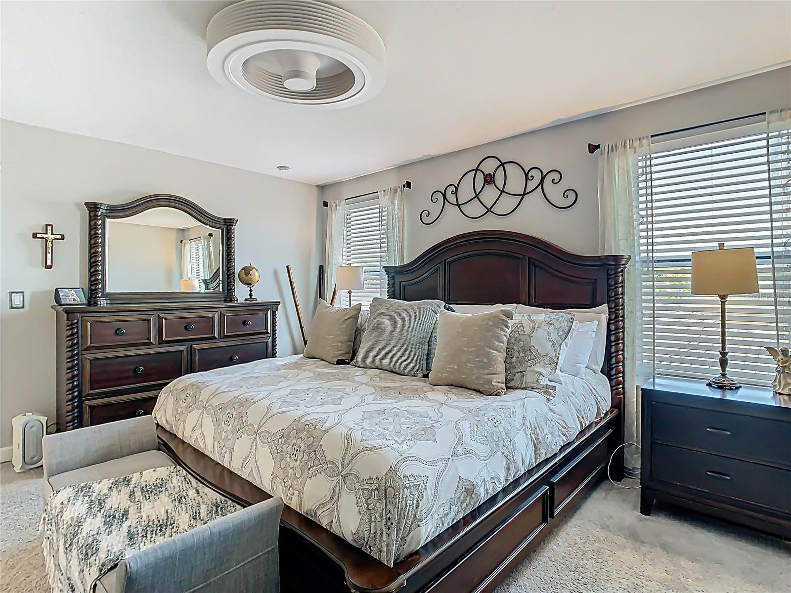 28642 TRANQUIL LAKE CIR, WESLEY CHAPEL, FL, 33543