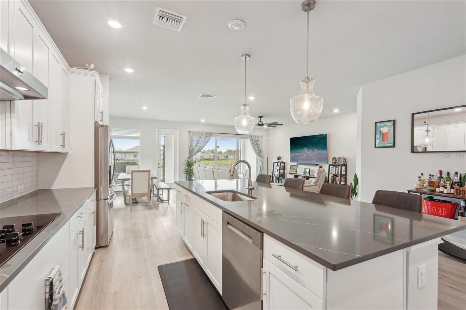 8706 ARROW CREEK DR, PARRISH, FL, 34219