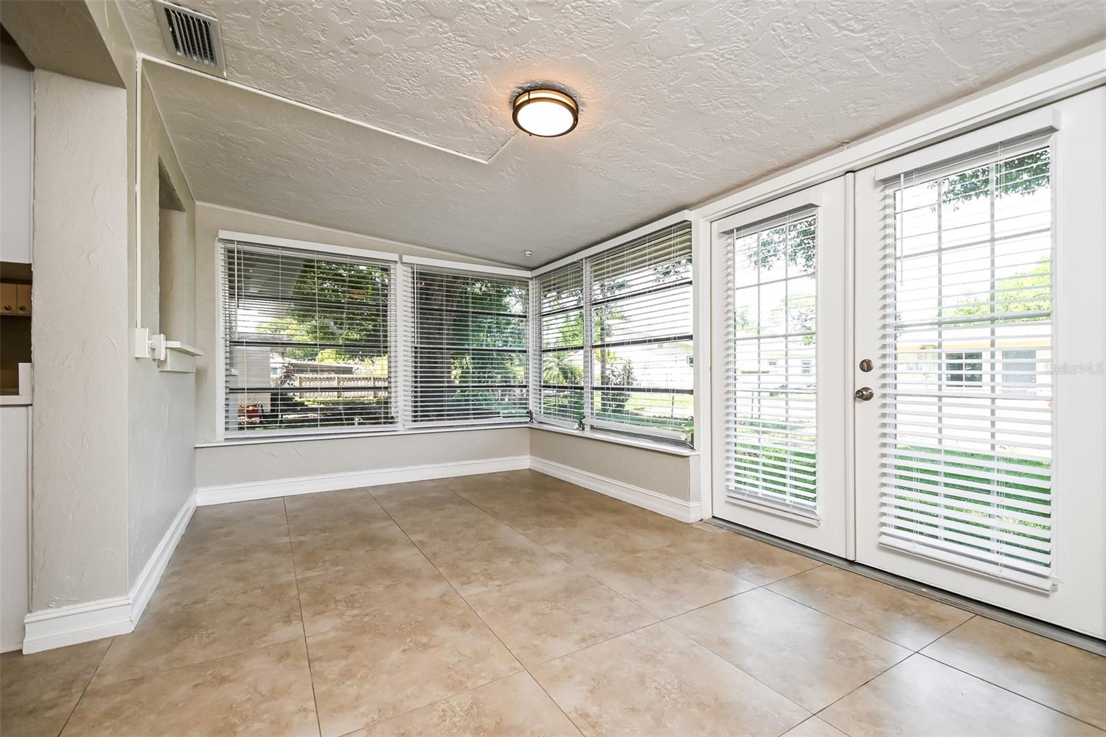 2633 HERWALD ST, SARASOTA, FL, 34231
