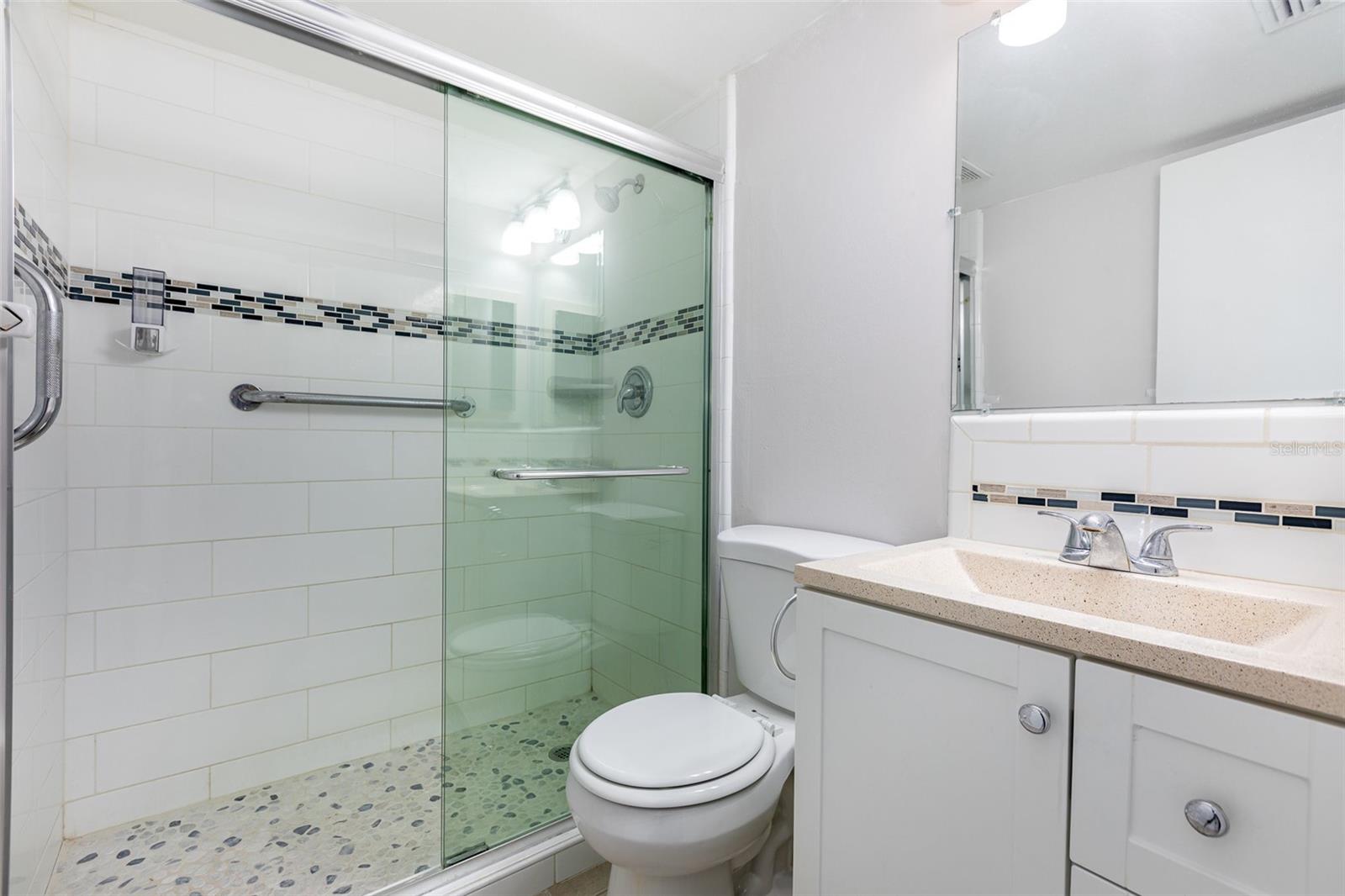 1552 PLEASANT RD #J4, BRADENTON, FL, 34207