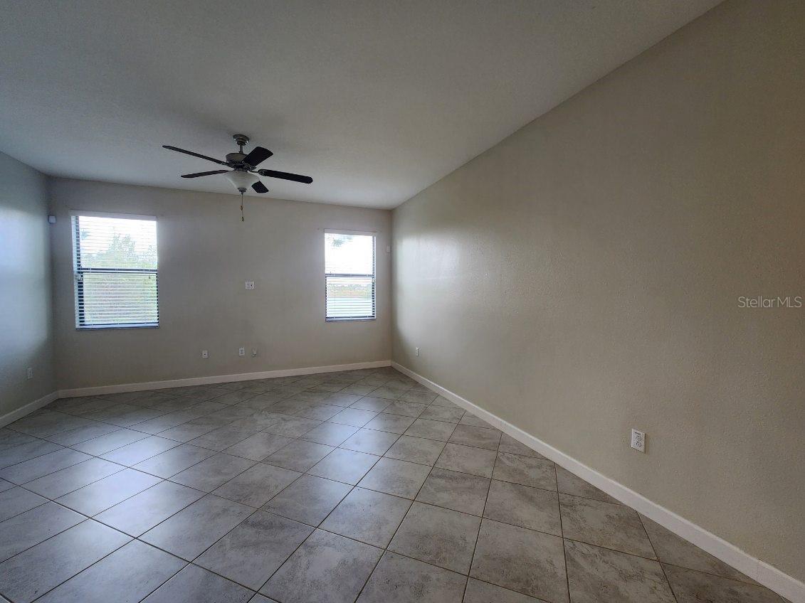 28546 TRANQUIL LAKE CIR, WESLEY CHAPEL, FL, 33543