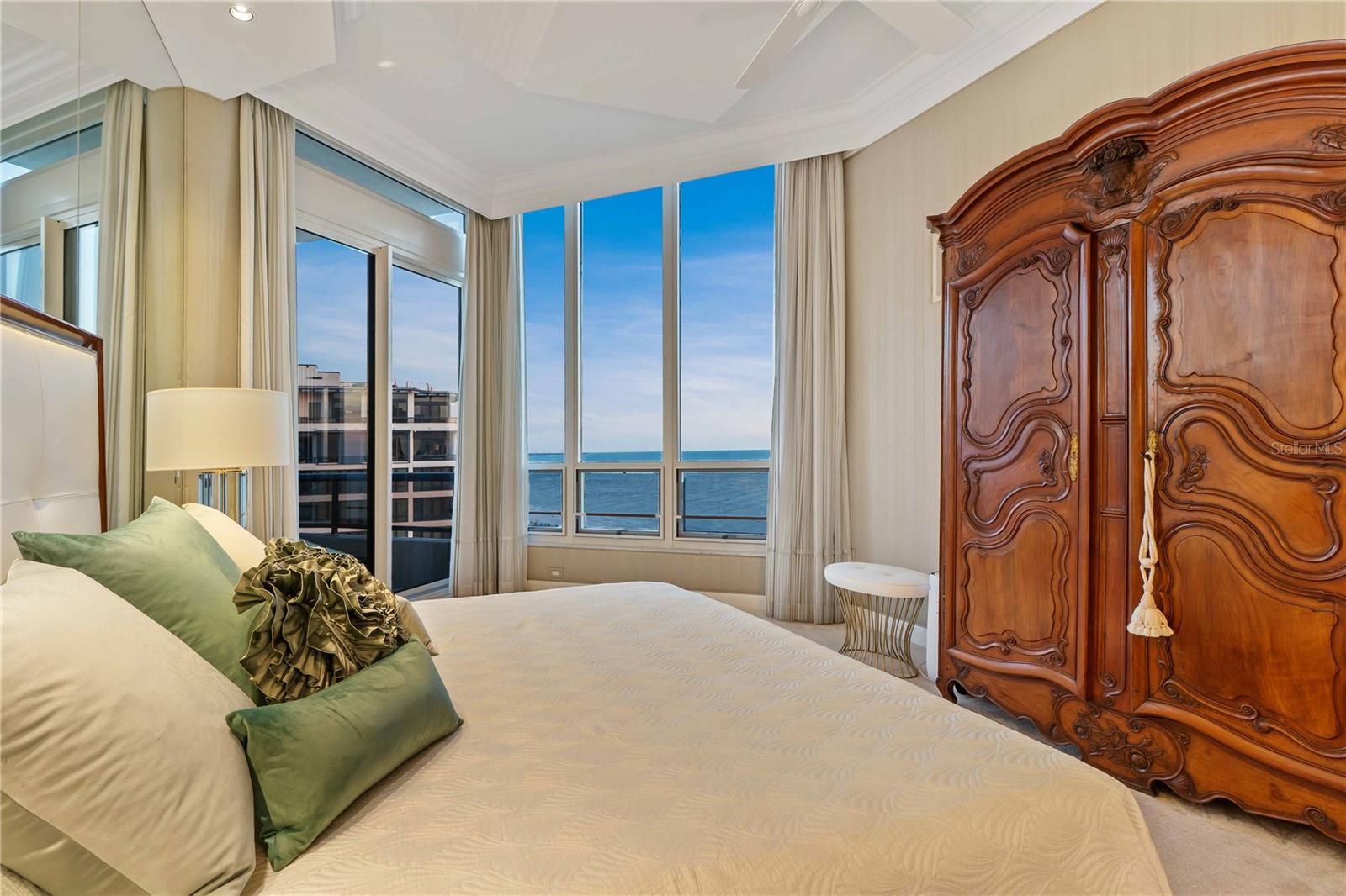 435 L AMBIANCE DR #H902, LONGBOAT KEY, FL, 34228