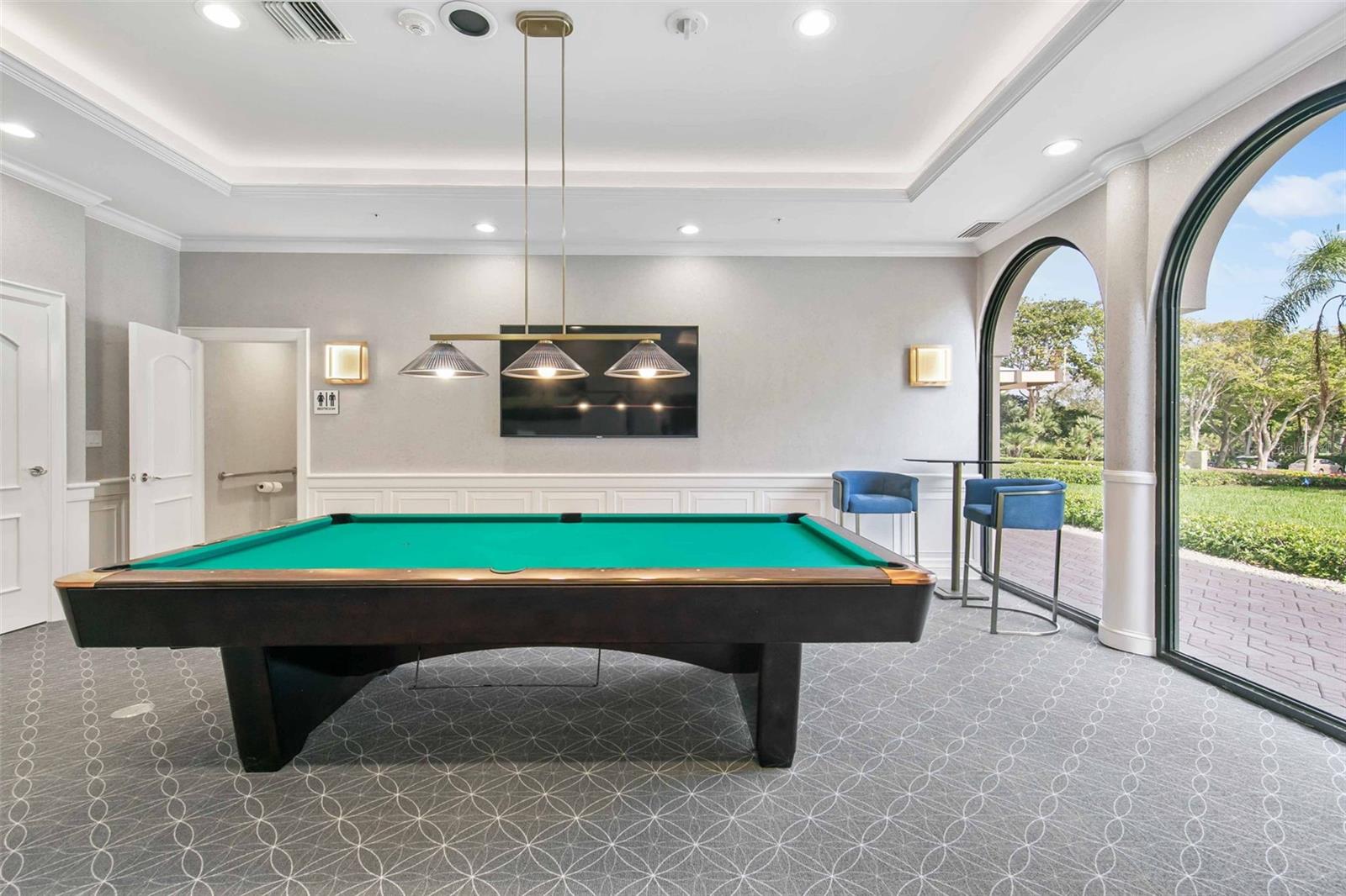 435 L AMBIANCE DR #H902, LONGBOAT KEY, FL, 34228