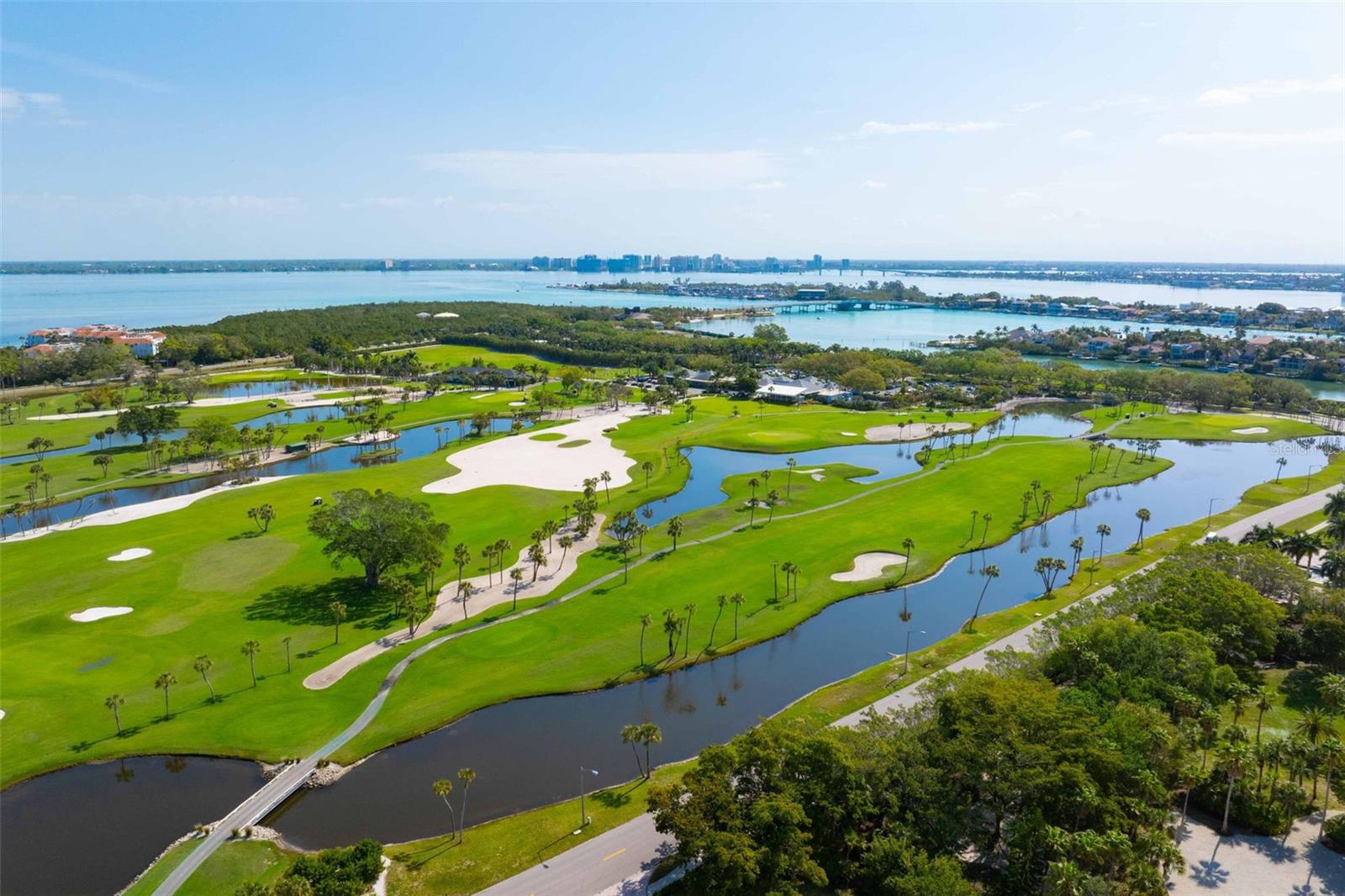 435 L AMBIANCE DR #H902, LONGBOAT KEY, FL, 34228