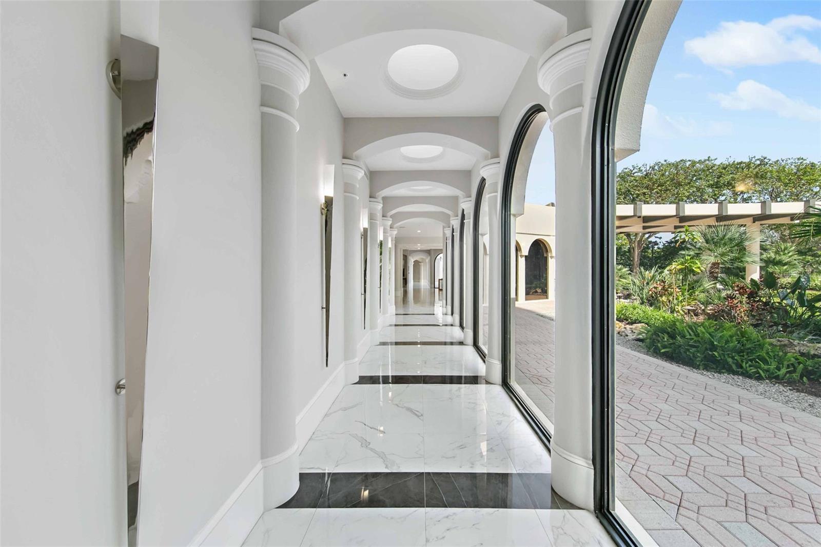 435 L AMBIANCE DR #H902, LONGBOAT KEY, FL, 34228