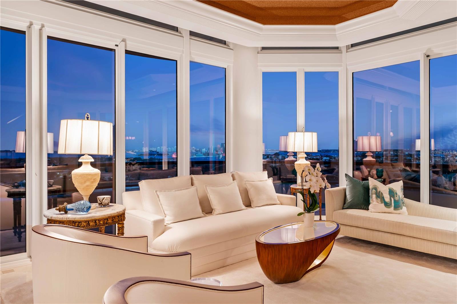 435 L AMBIANCE DR #H902, LONGBOAT KEY, FL, 34228