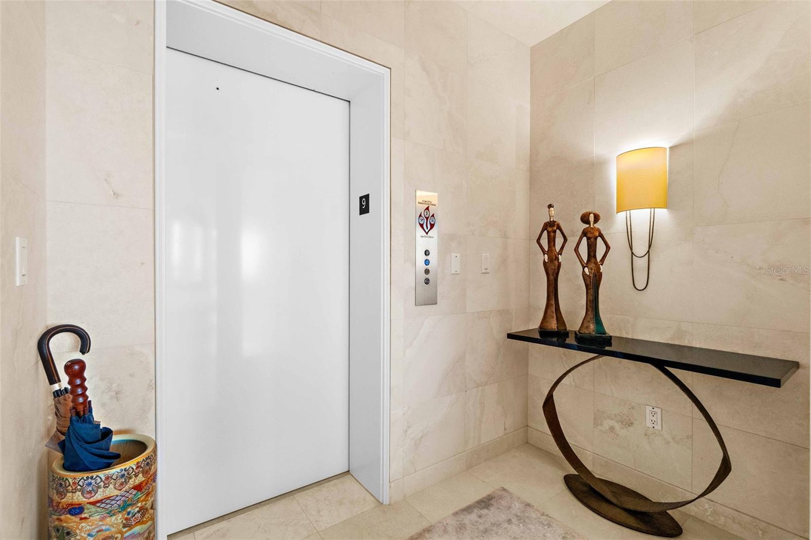 435 L AMBIANCE DR #H902, LONGBOAT KEY, FL, 34228