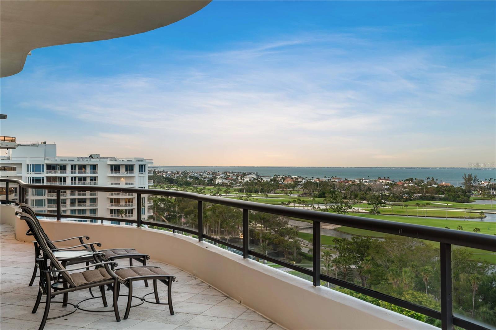 435 L AMBIANCE DR #H902, LONGBOAT KEY, FL, 34228