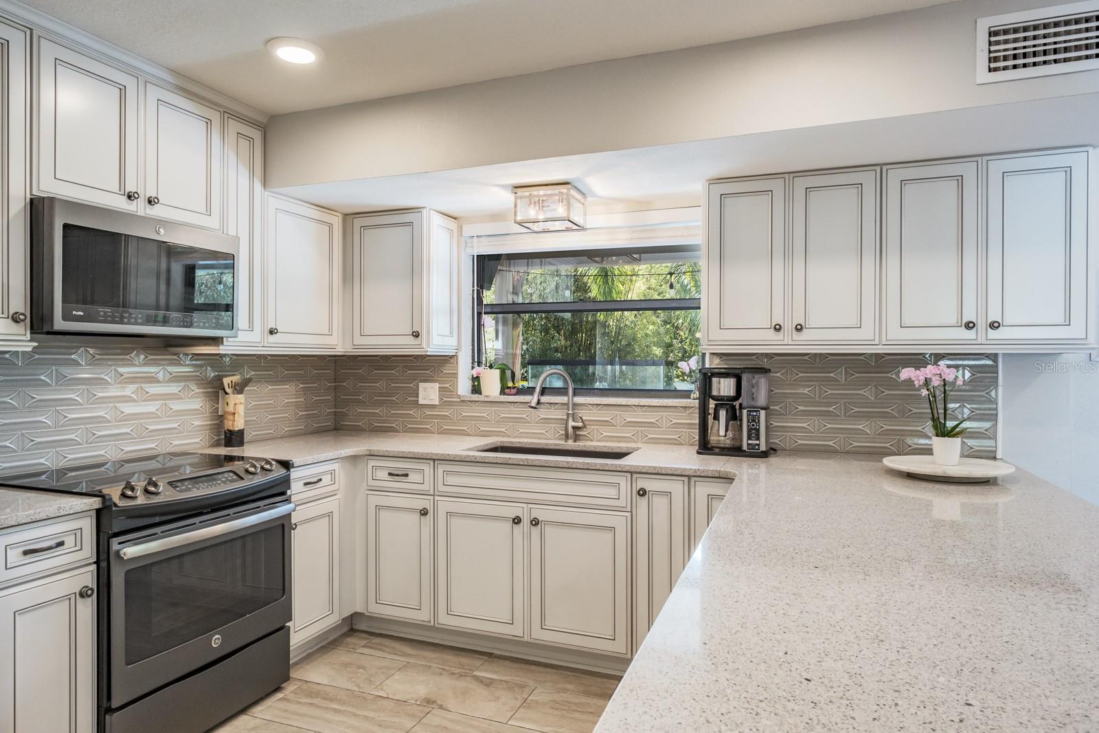758 CLAUDIA LN, PALM HARBOR, FL, 34683