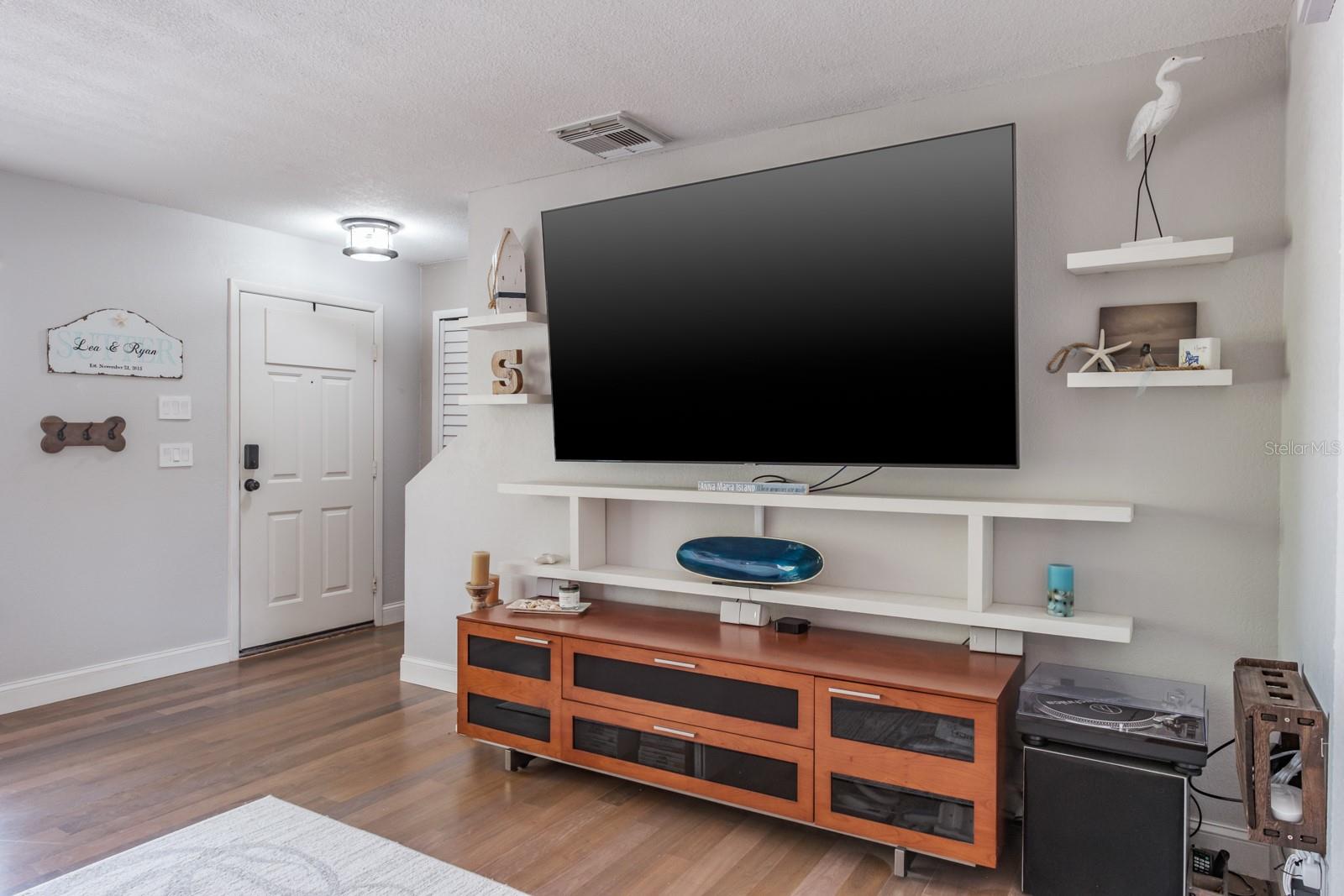 758 CLAUDIA LN, PALM HARBOR, FL, 34683