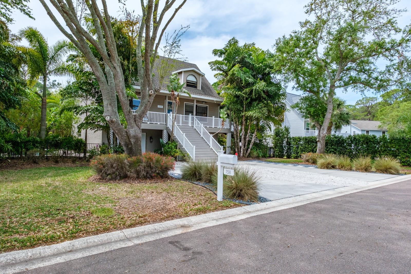 758 CLAUDIA LN, PALM HARBOR, FL, 34683