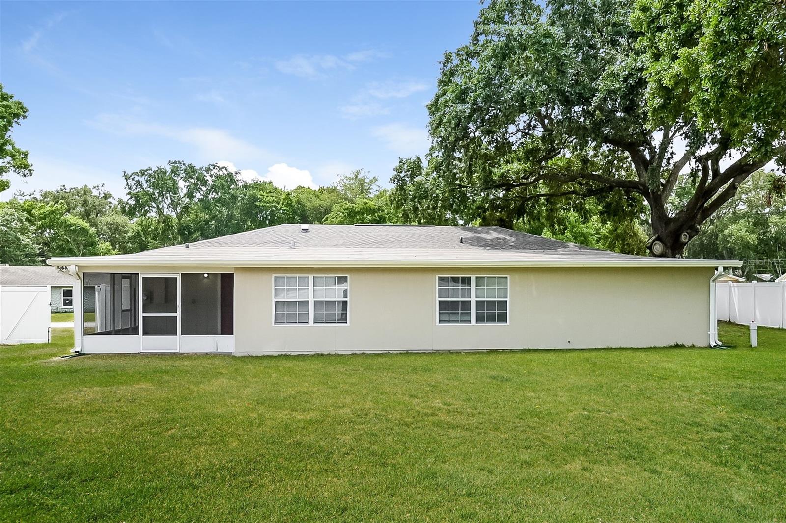 6240 SWEETWATER DR W, LAKELAND, FL, 33811
