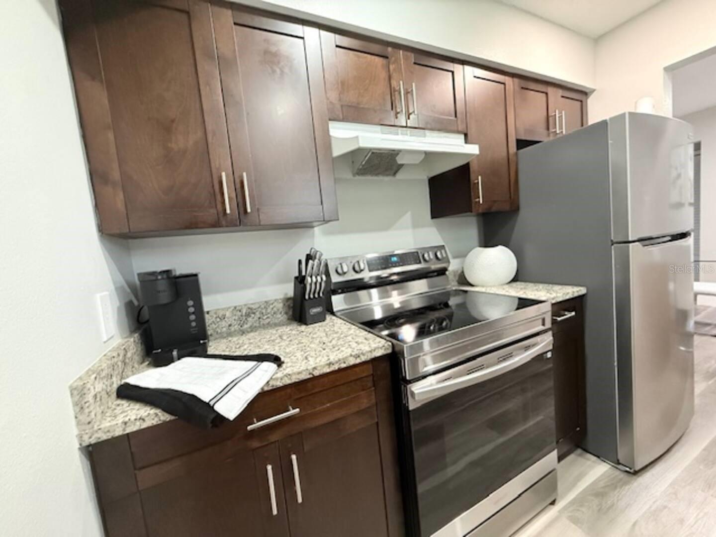 332 AVENUE D SE, WINTER HAVEN, FL, 33880