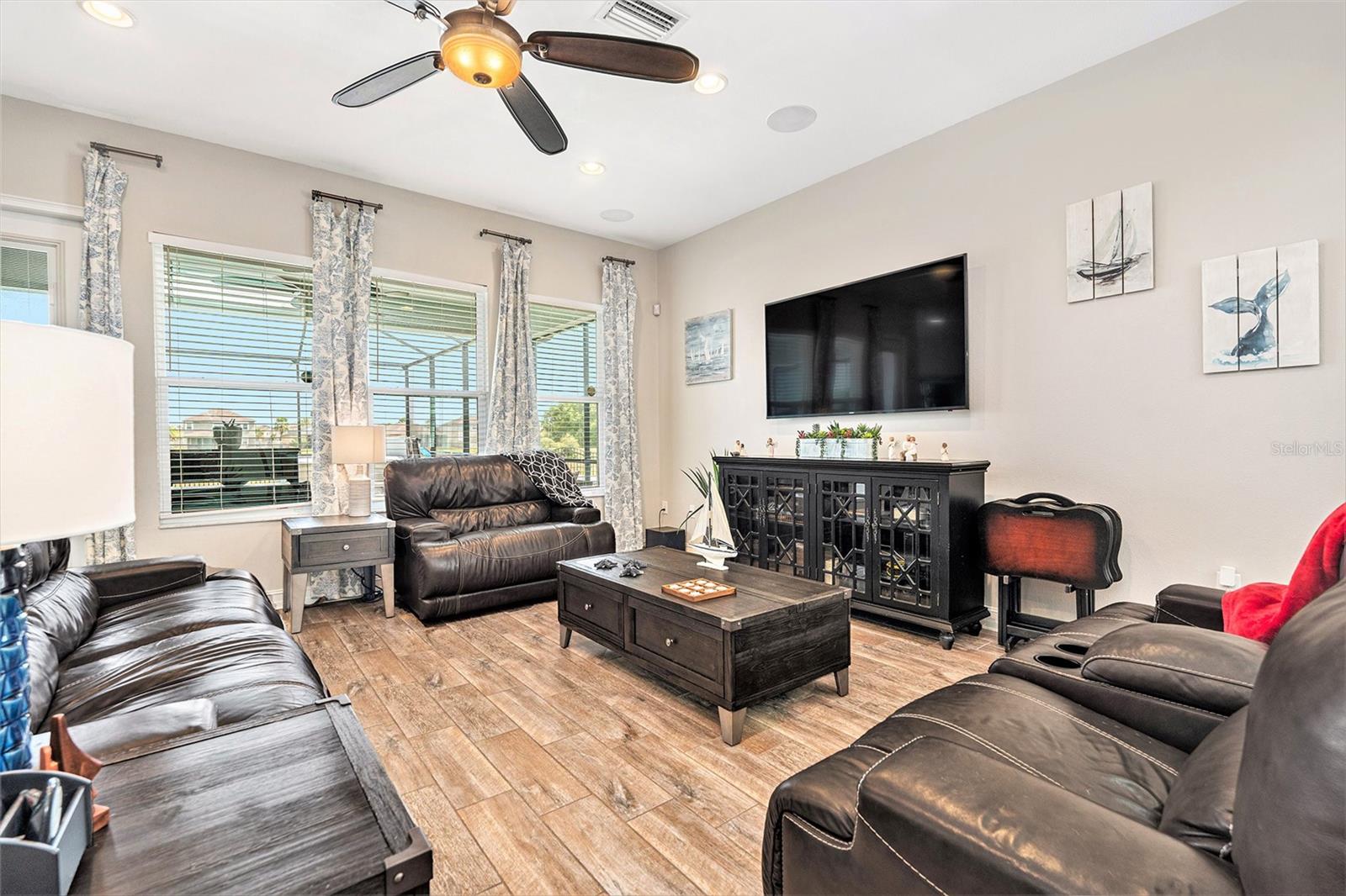 32231 FIREMOSS LN, WESLEY CHAPEL, FL, 33543