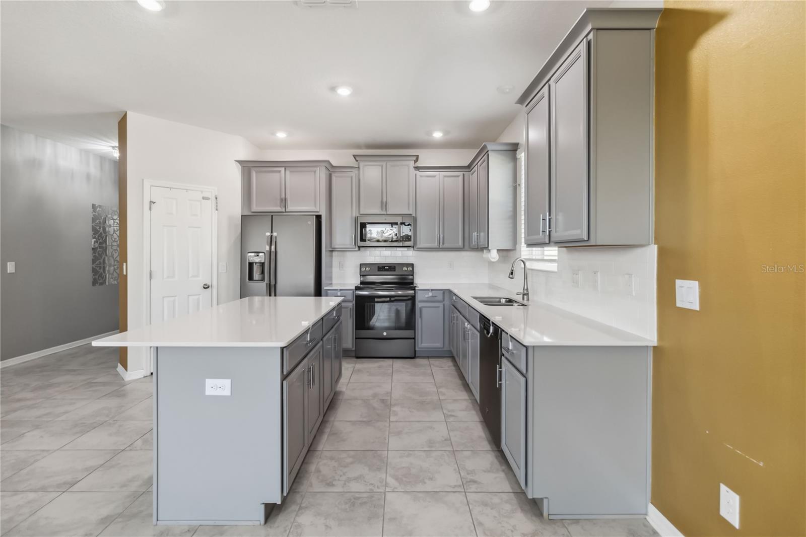 1654 CHATSWORTH CIR, ST CLOUD, FL, 34771