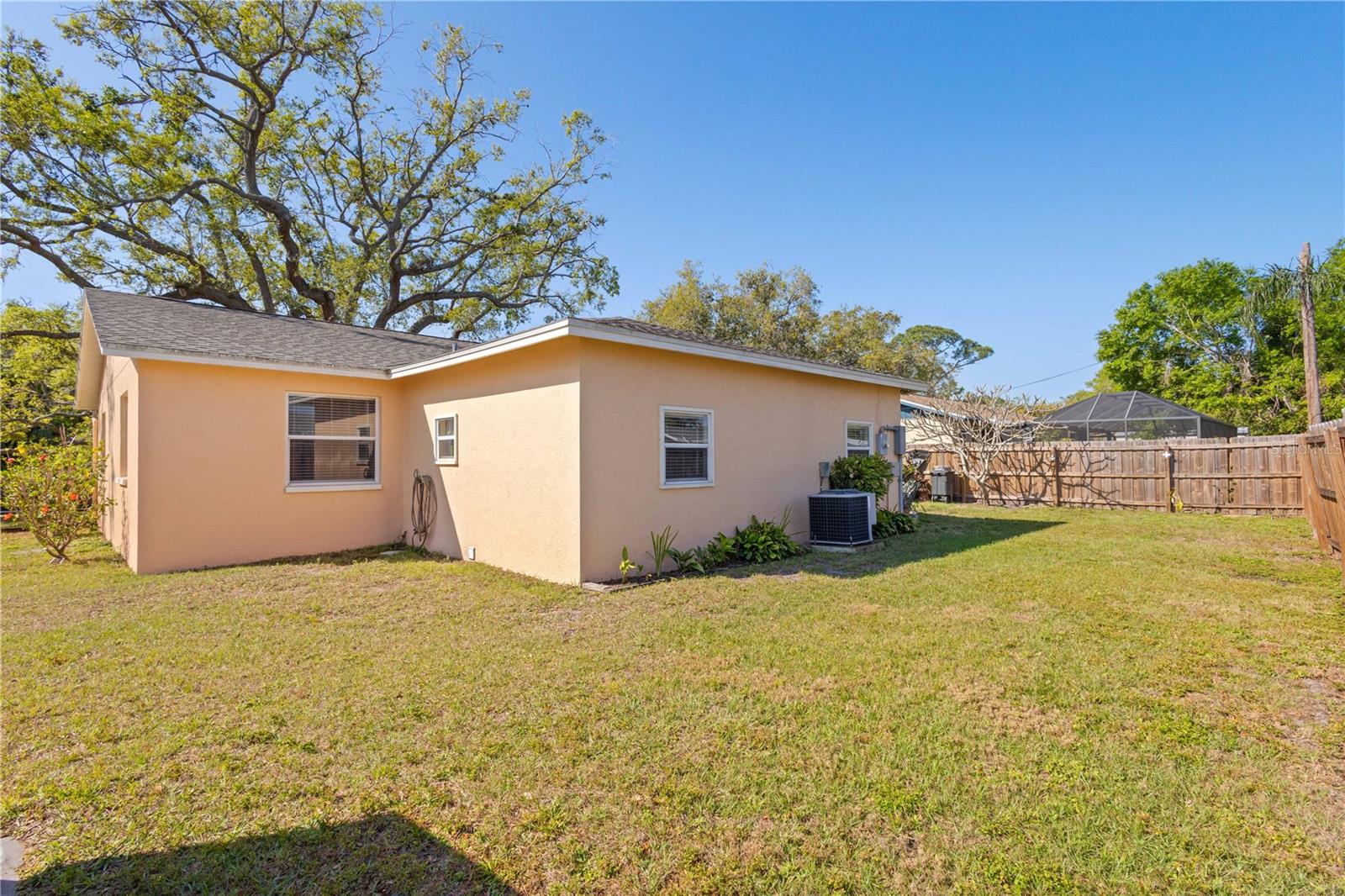 3883 TAMPICO DR, SARASOTA, FL, 34235