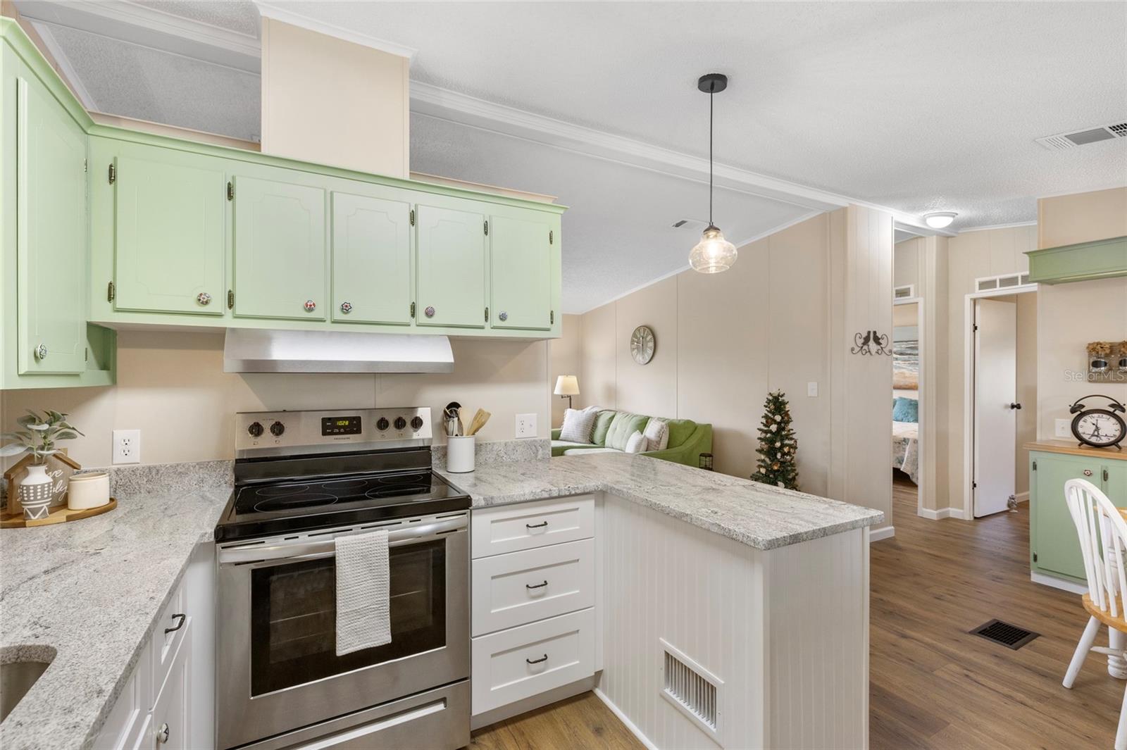 8517 BUCKINGHAM PL, PALMETTO, FL, 34221