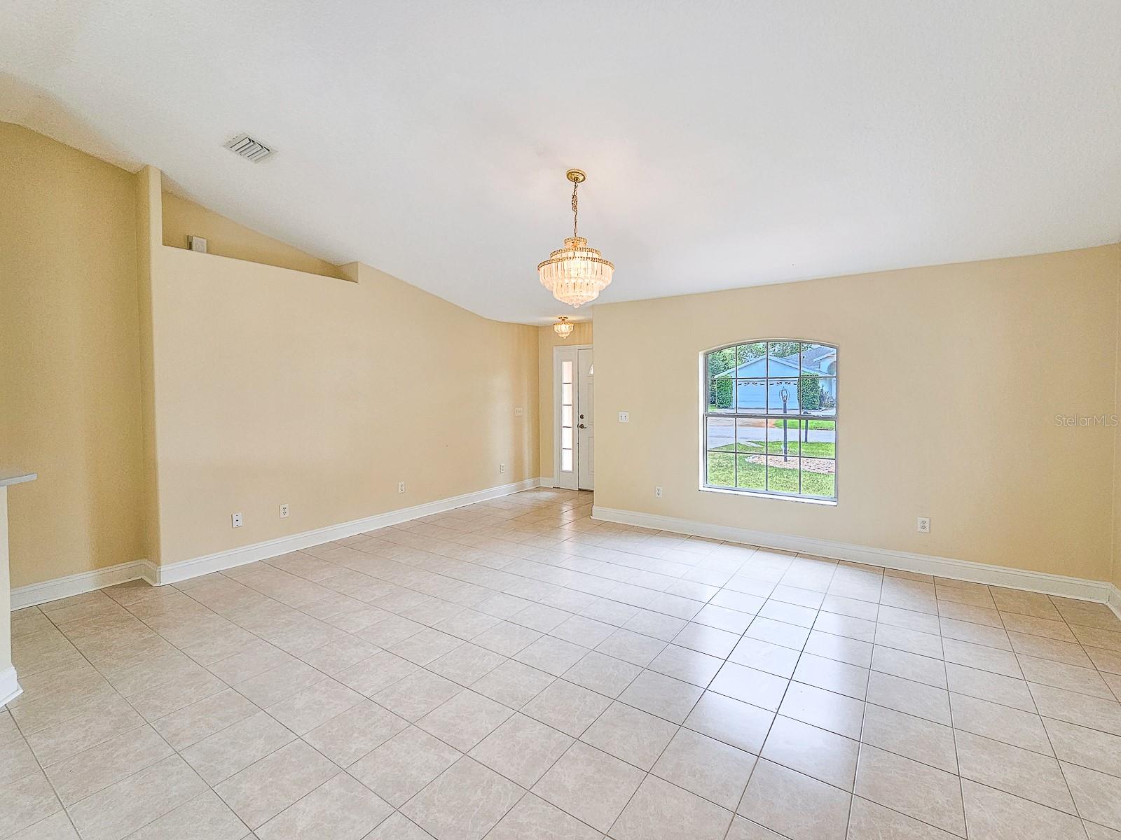 18 WHEATFIELD DR, PALM COAST, FL, 32164