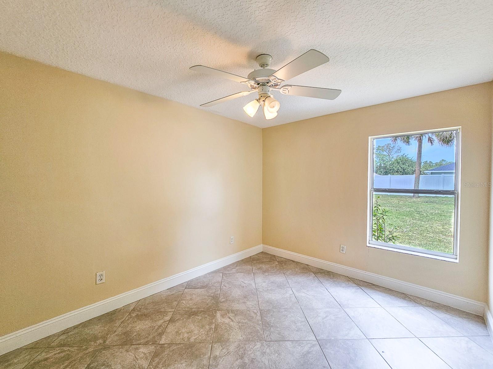 18 WHEATFIELD DR, PALM COAST, FL, 32164