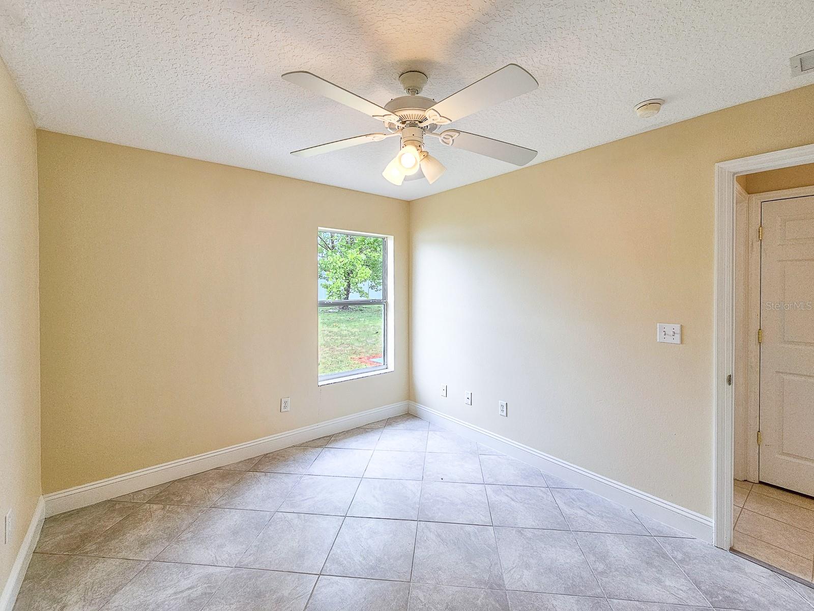 18 WHEATFIELD DR, PALM COAST, FL, 32164