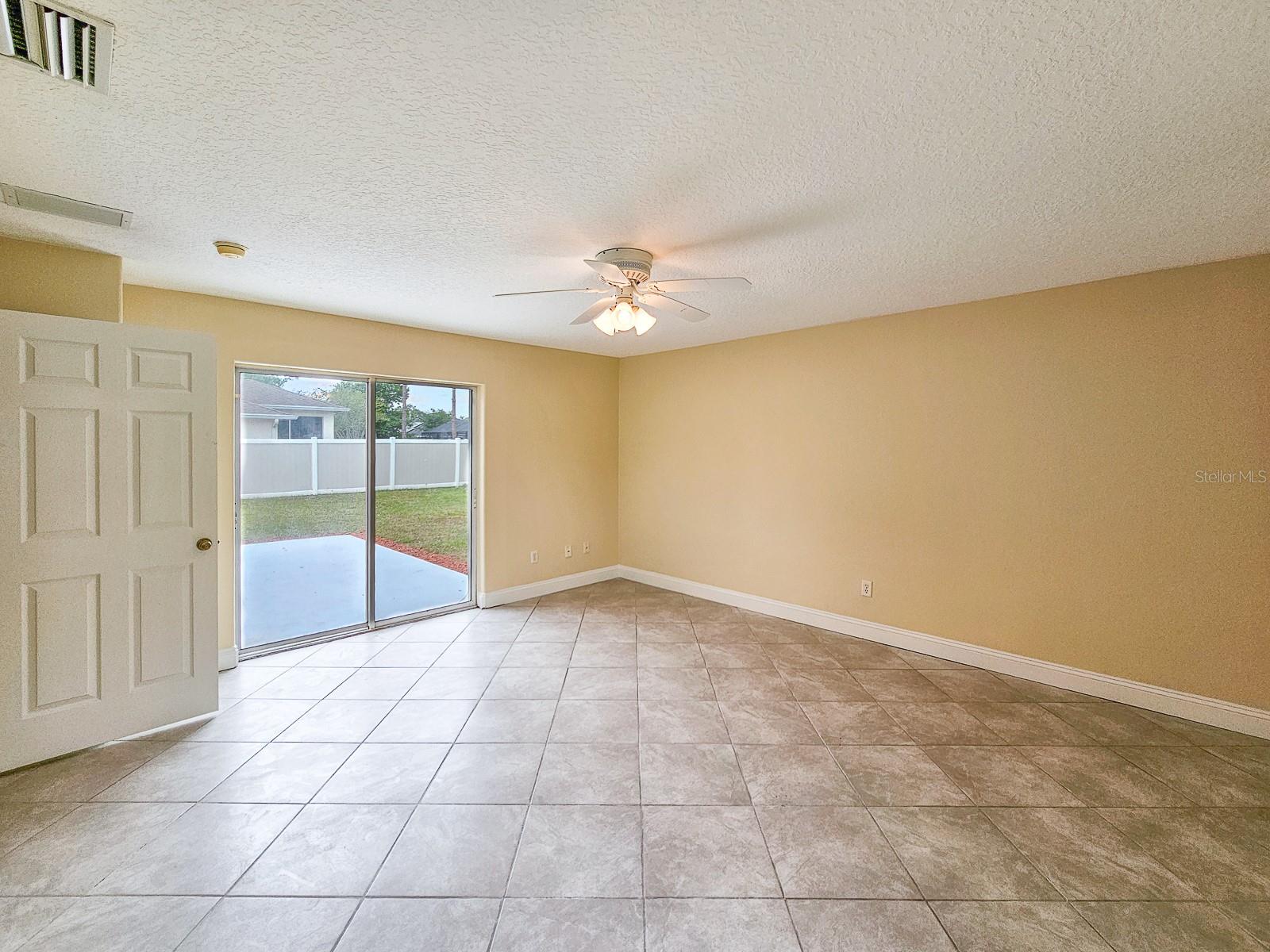 18 WHEATFIELD DR, PALM COAST, FL, 32164