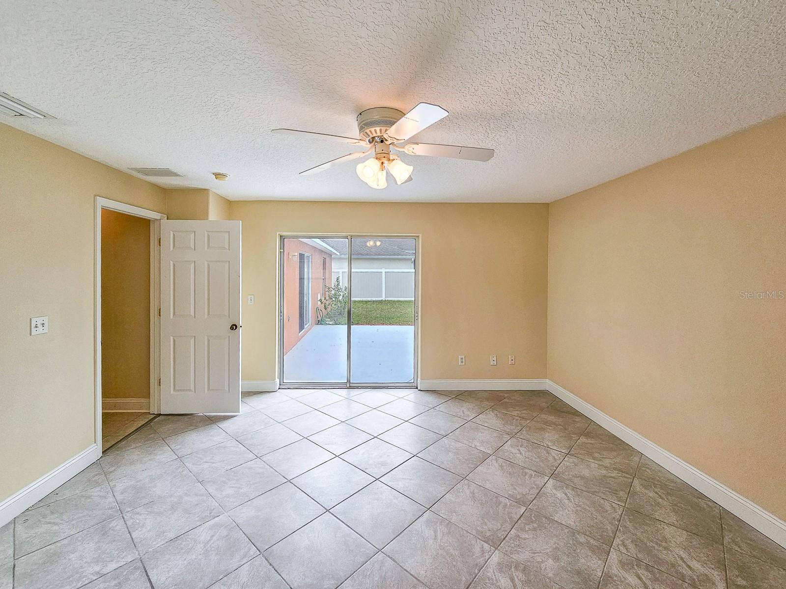 18 WHEATFIELD DR, PALM COAST, FL, 32164