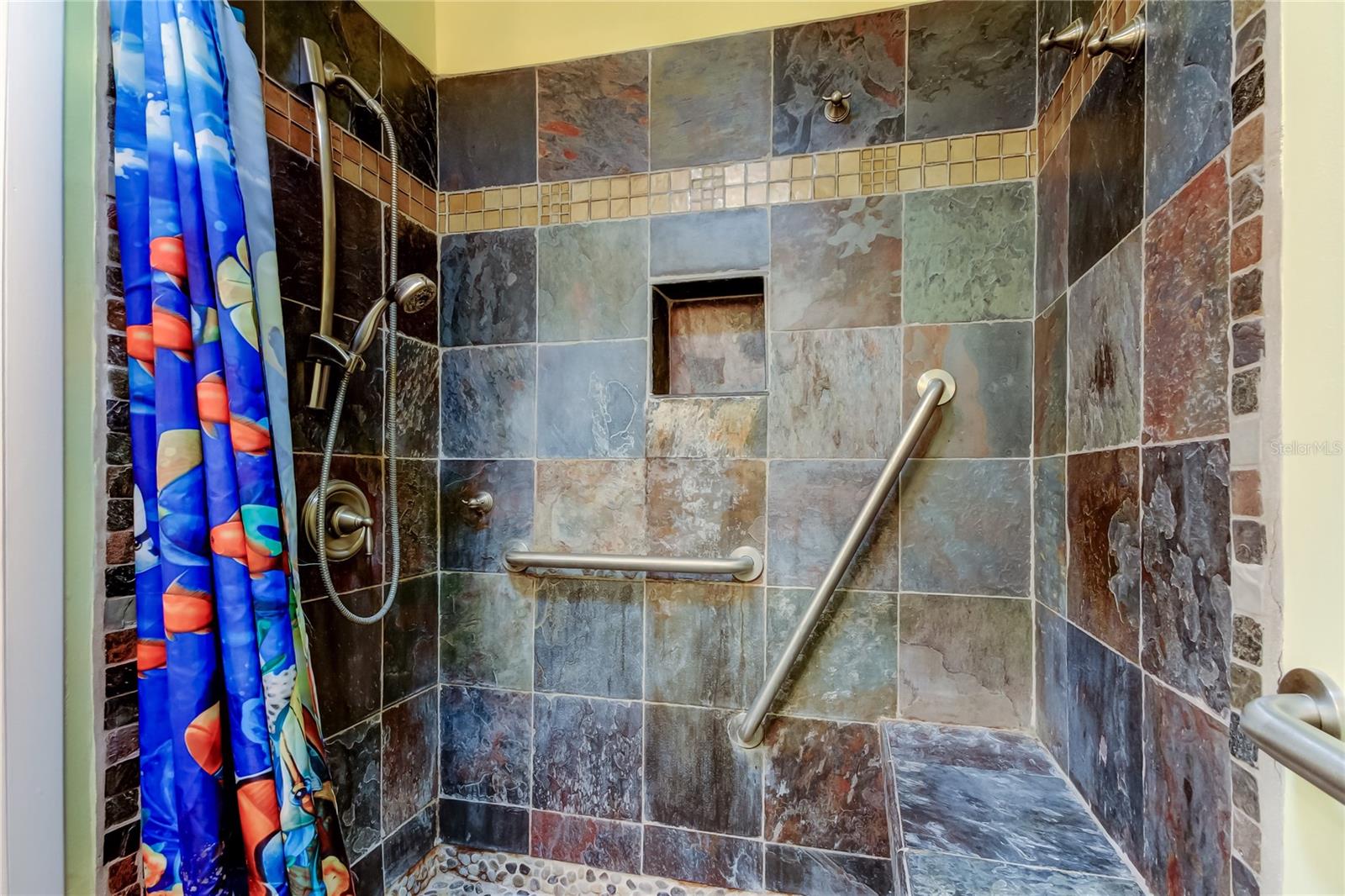 16403 BONNEVILLE DR, TAMPA, FL, 33624