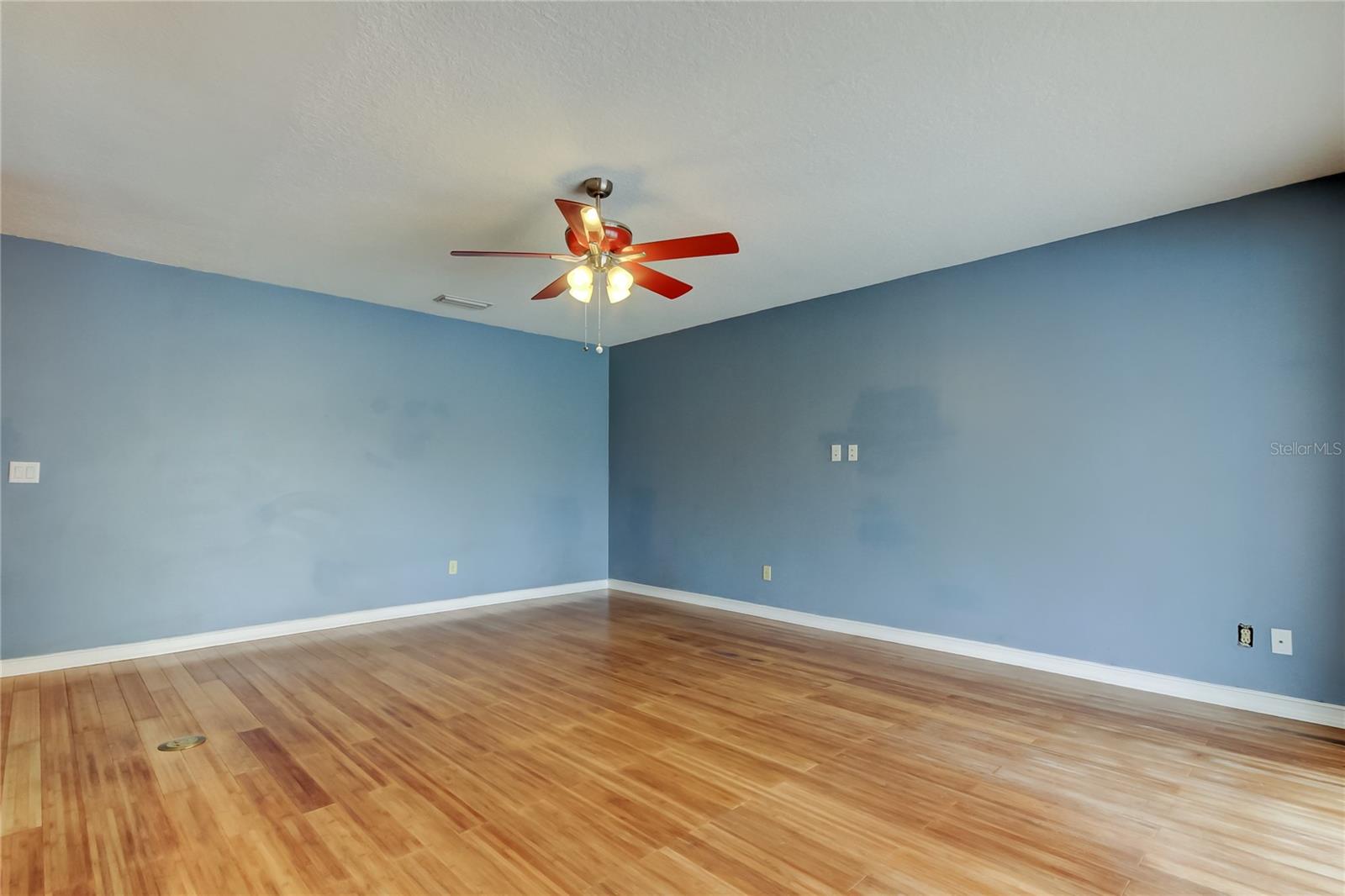 16403 BONNEVILLE DR, TAMPA, FL, 33624