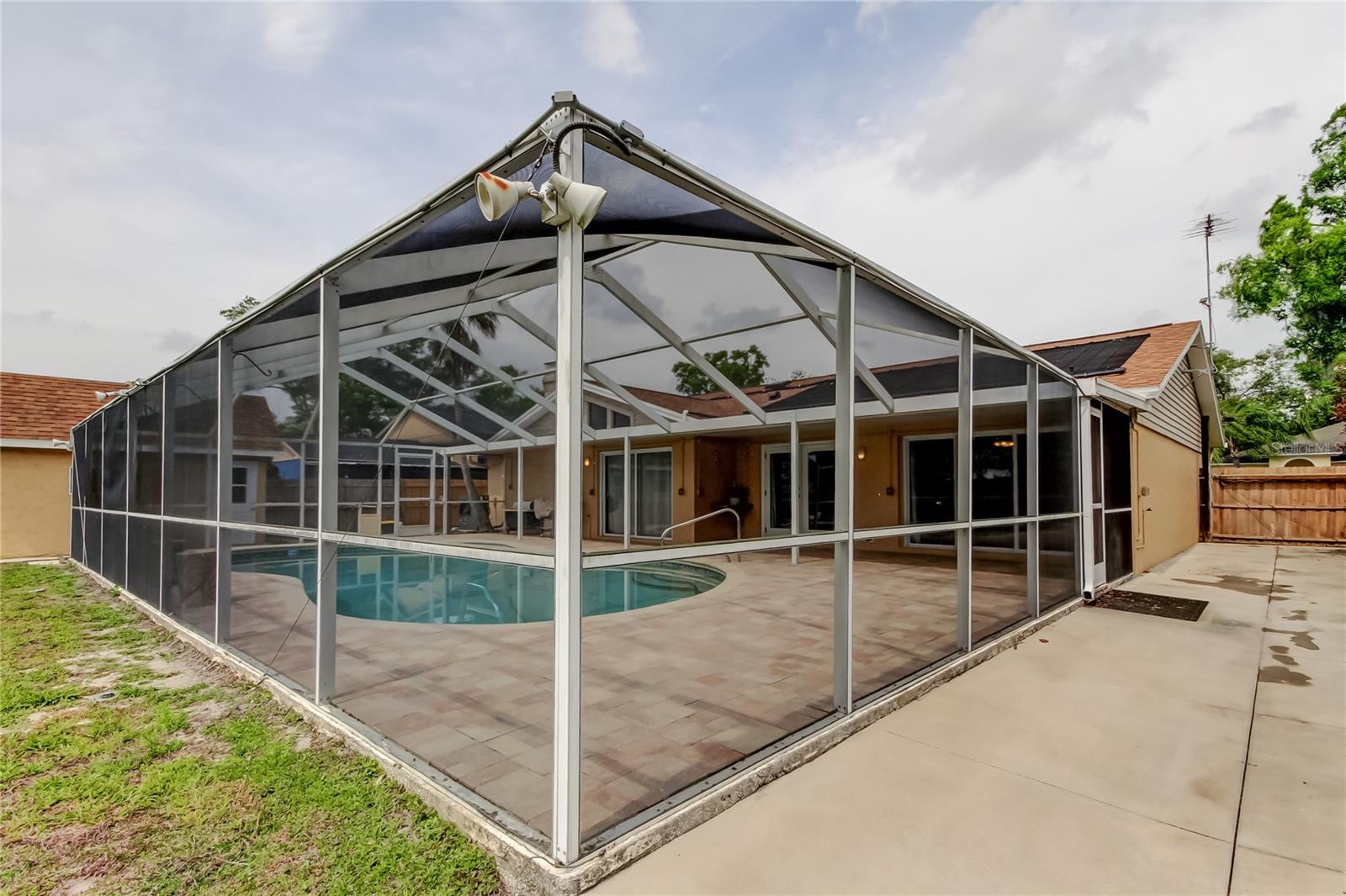 16403 BONNEVILLE DR, TAMPA, FL, 33624
