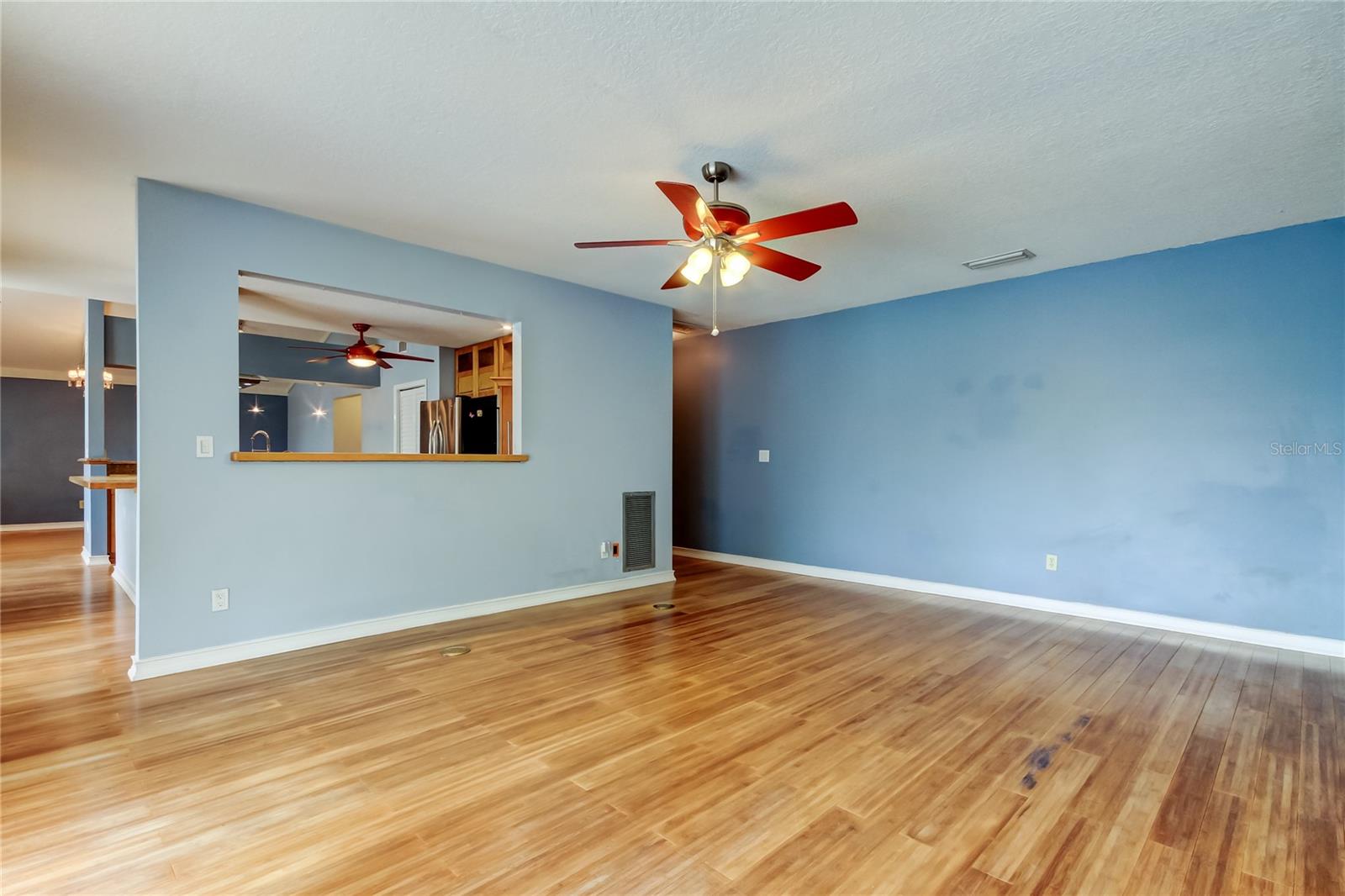 16403 BONNEVILLE DR, TAMPA, FL, 33624