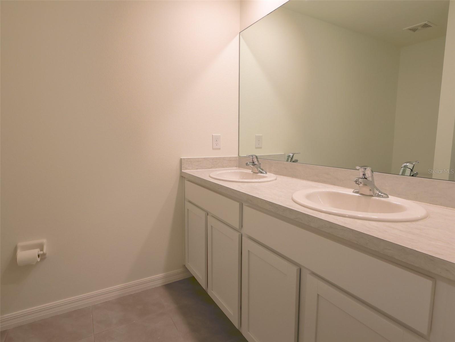 16805 DELIA ST, WIMAUMA, FL, 33598