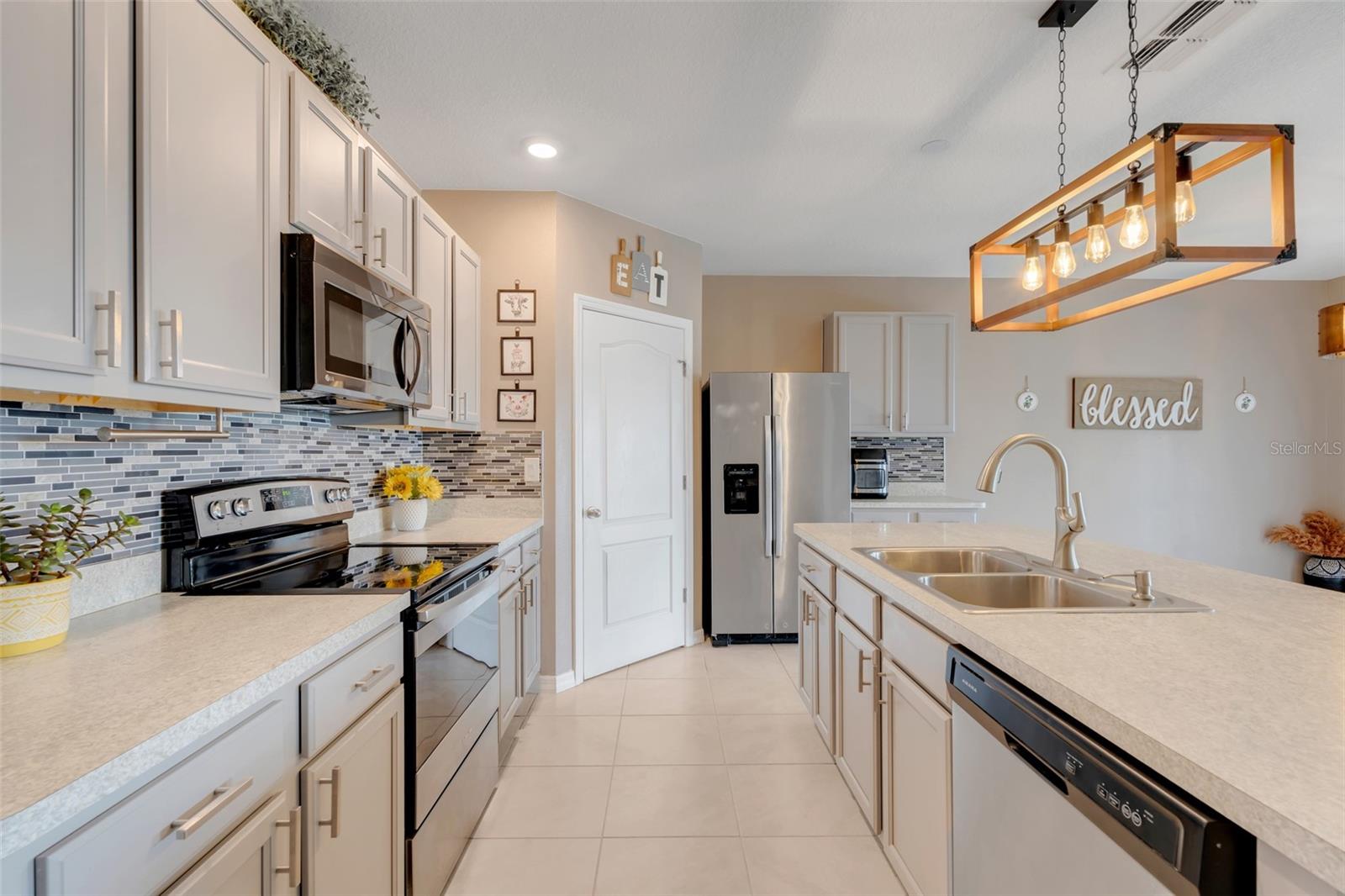 194 HENRY STEVEN DR, HAINES CITY, FL, 33844