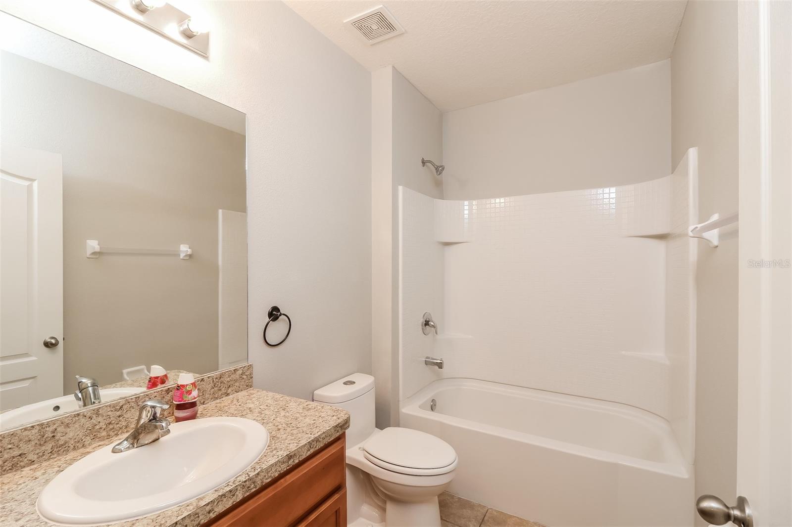 208 LONE DOVE LN, BRADENTON, FL, 34212