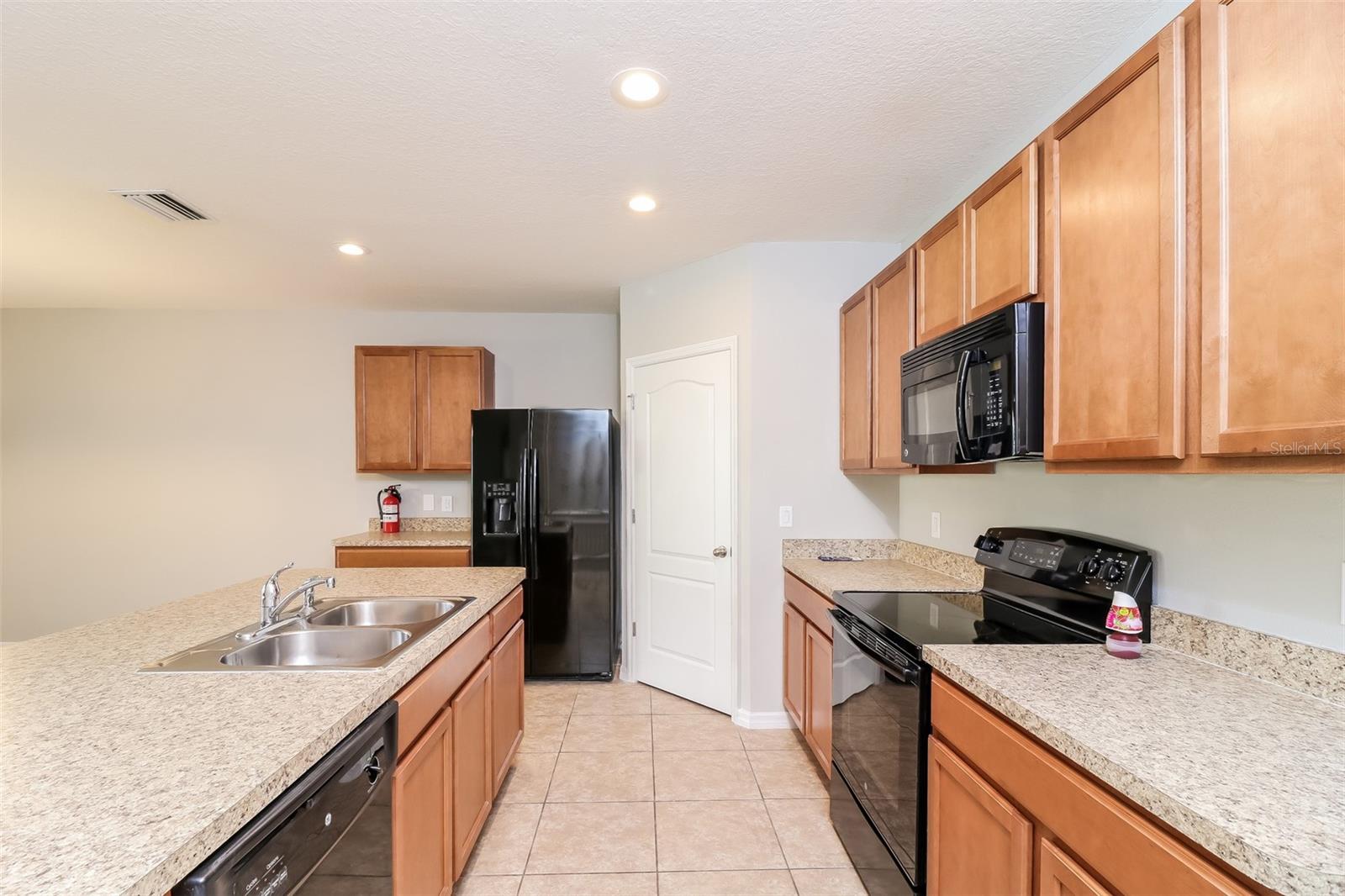 208 LONE DOVE LN, BRADENTON, FL, 34212