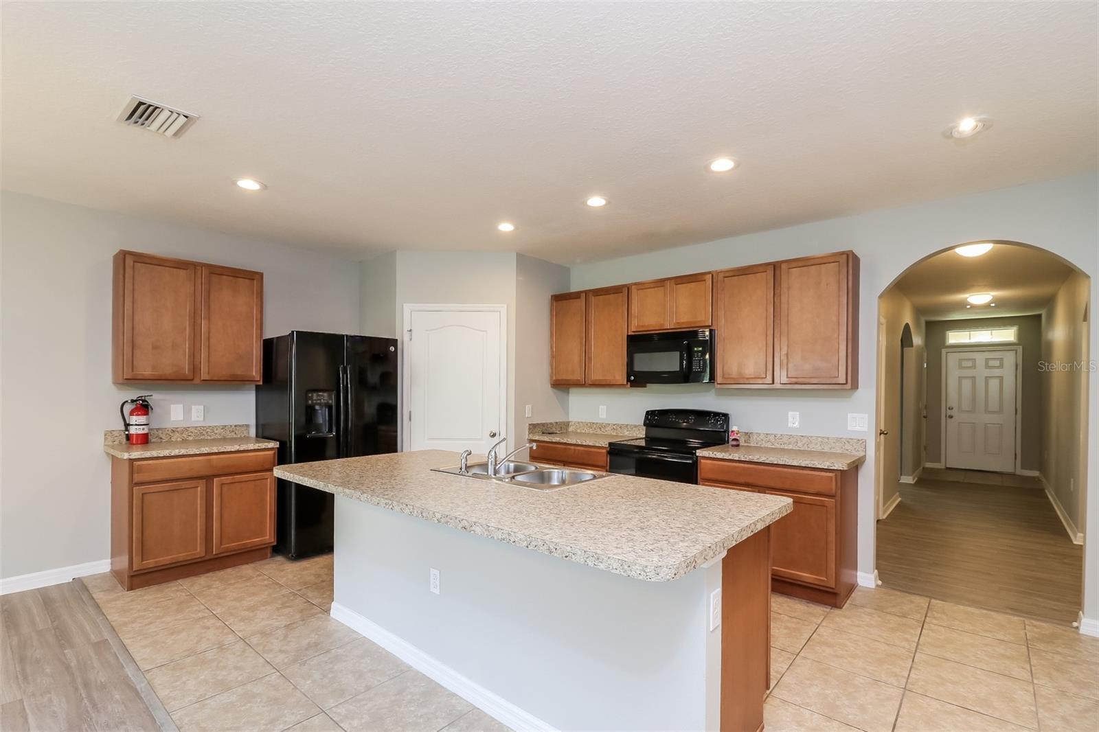 208 LONE DOVE LN, BRADENTON, FL, 34212