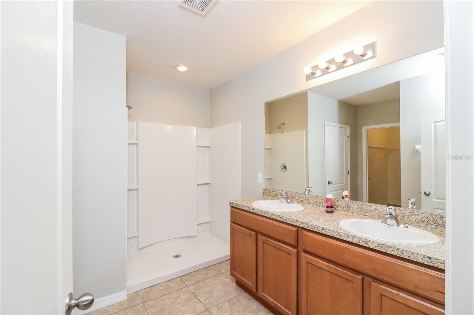 208 LONE DOVE LN, BRADENTON, FL, 34212