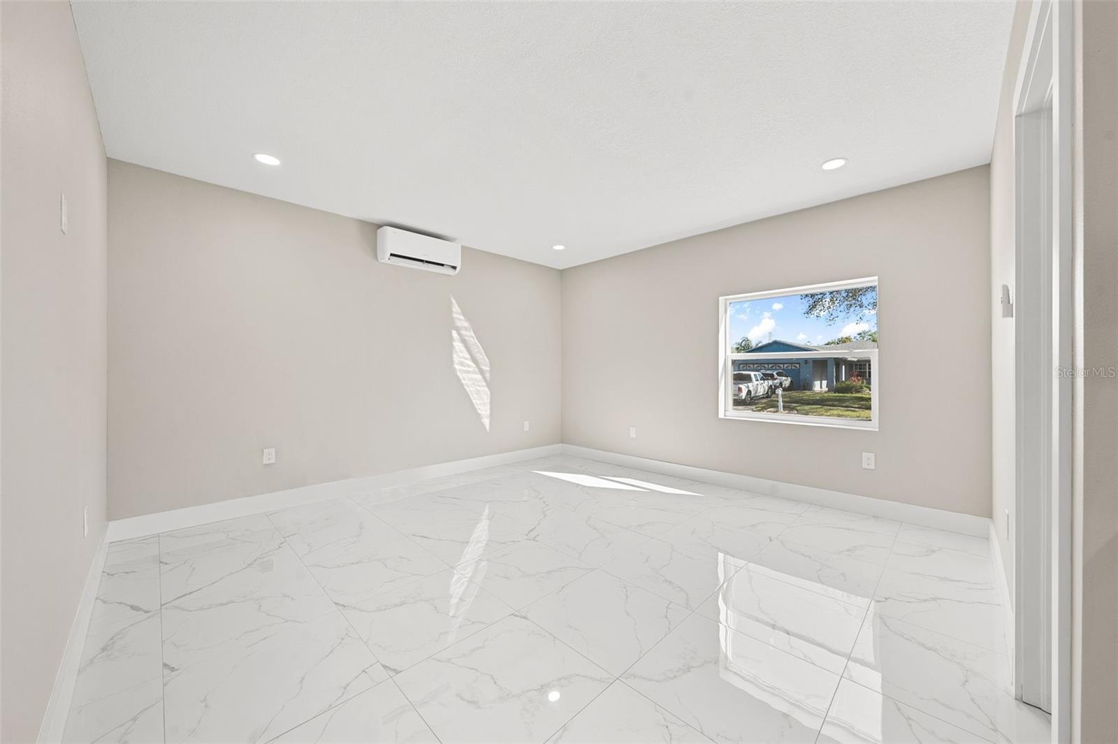 728 CLIMATE DR, BRANDON, FL, 33511