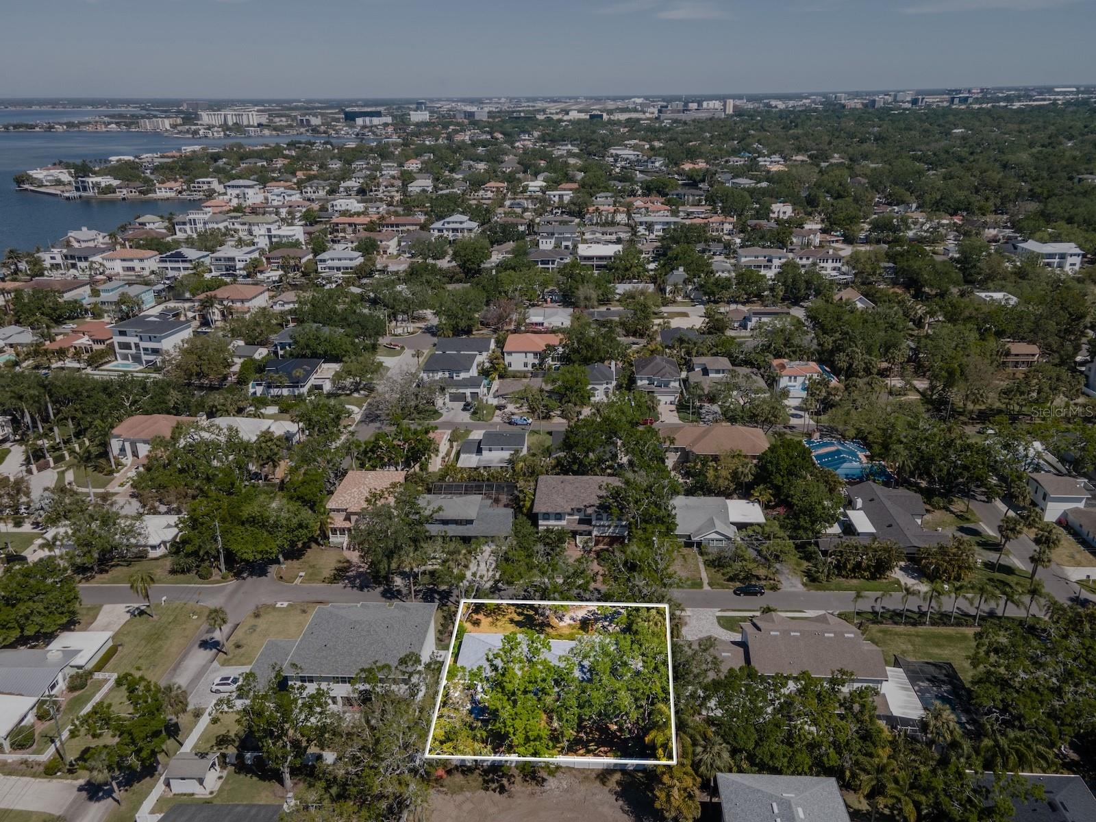 4910 W JUNO ST, TAMPA, FL, 33629