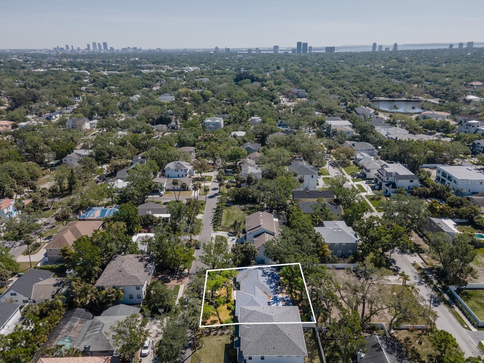 4910 W JUNO ST, TAMPA, FL, 33629