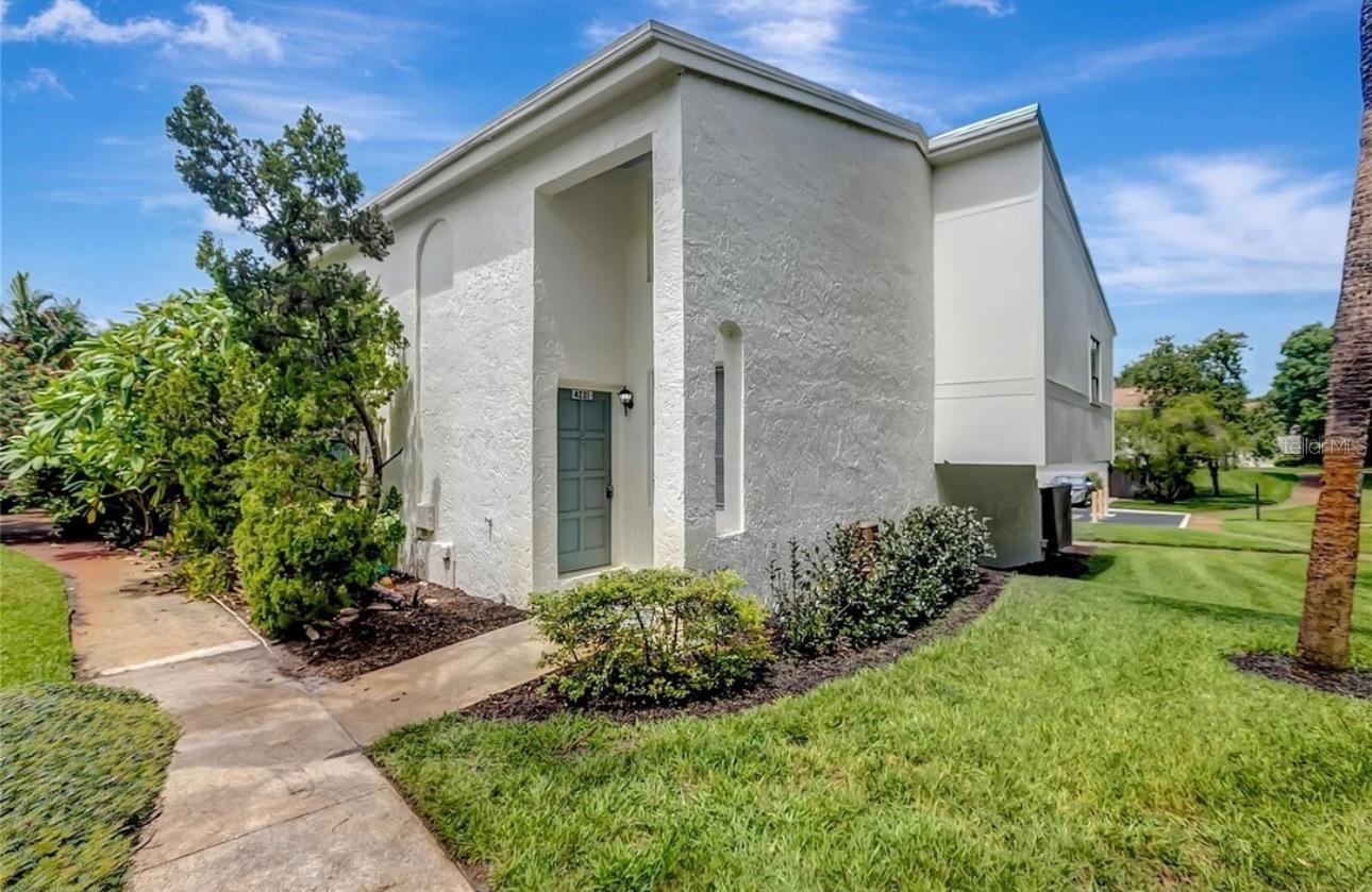 4201 LA PALMA CT, TAMPA, FL, 33611